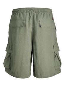 Jack & Jones Loose Fit Cargo shorts For boys -Laurel Wreath - 12255664