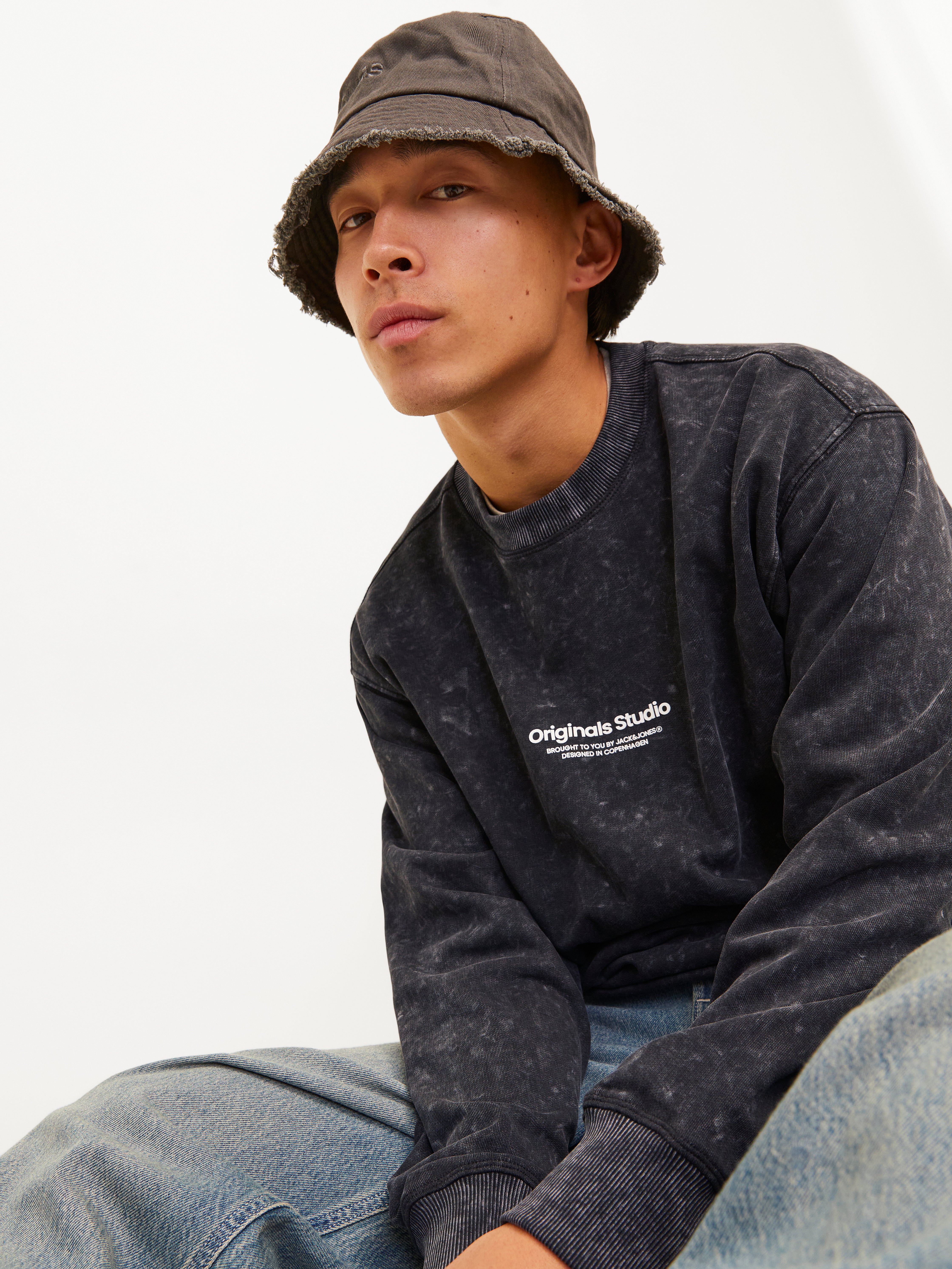 Jack & Jones Printed Crewn Neck Sweatshirt - 12255739