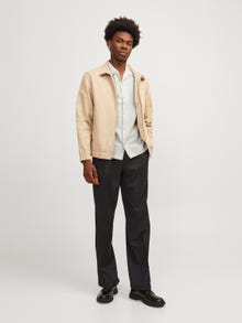 Jack & Jones Relaxed Fit Kurorto marškiniai -Cloud Dancer - 12255818