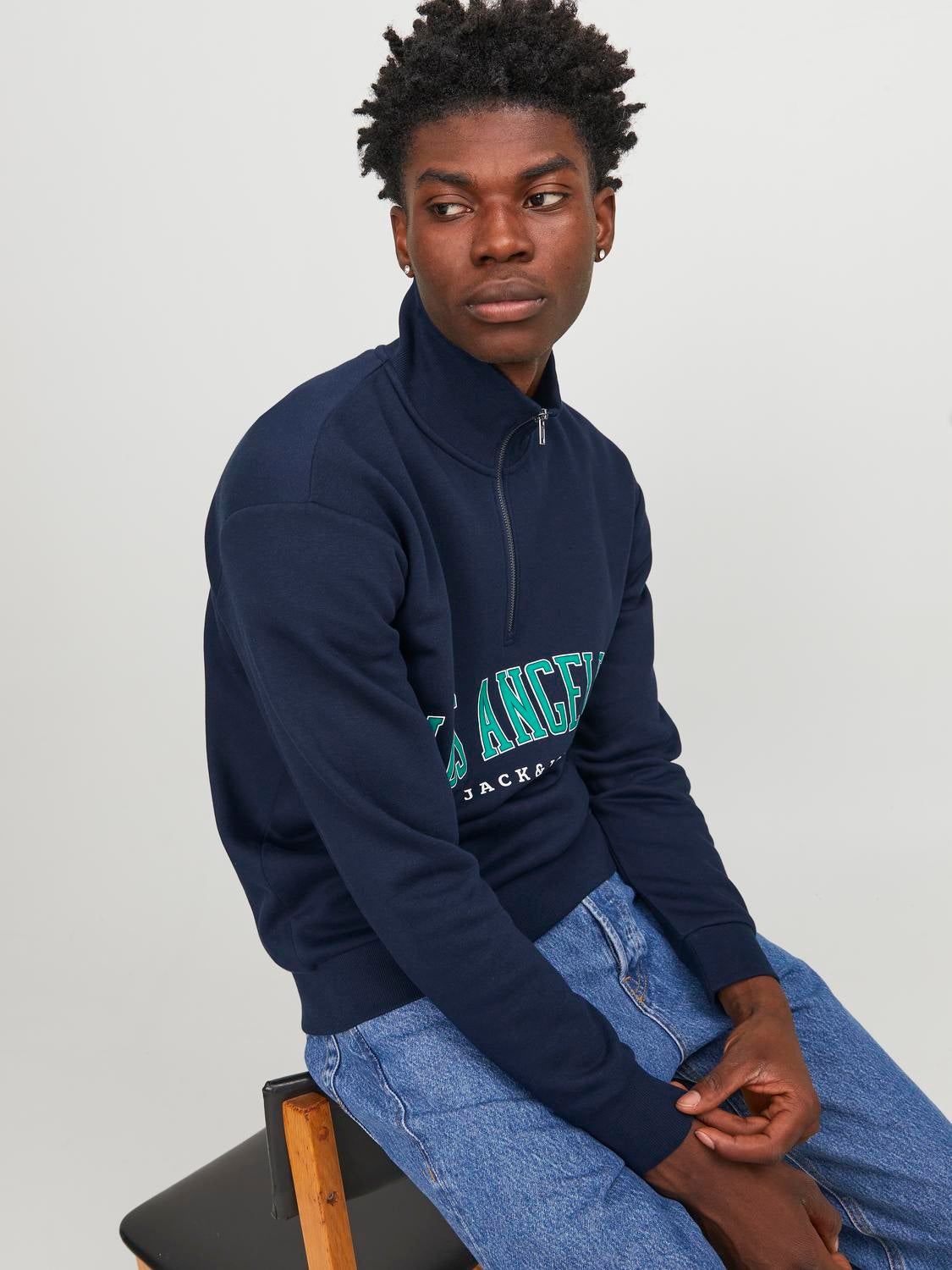 Jack & shop jones blue sweatshirt