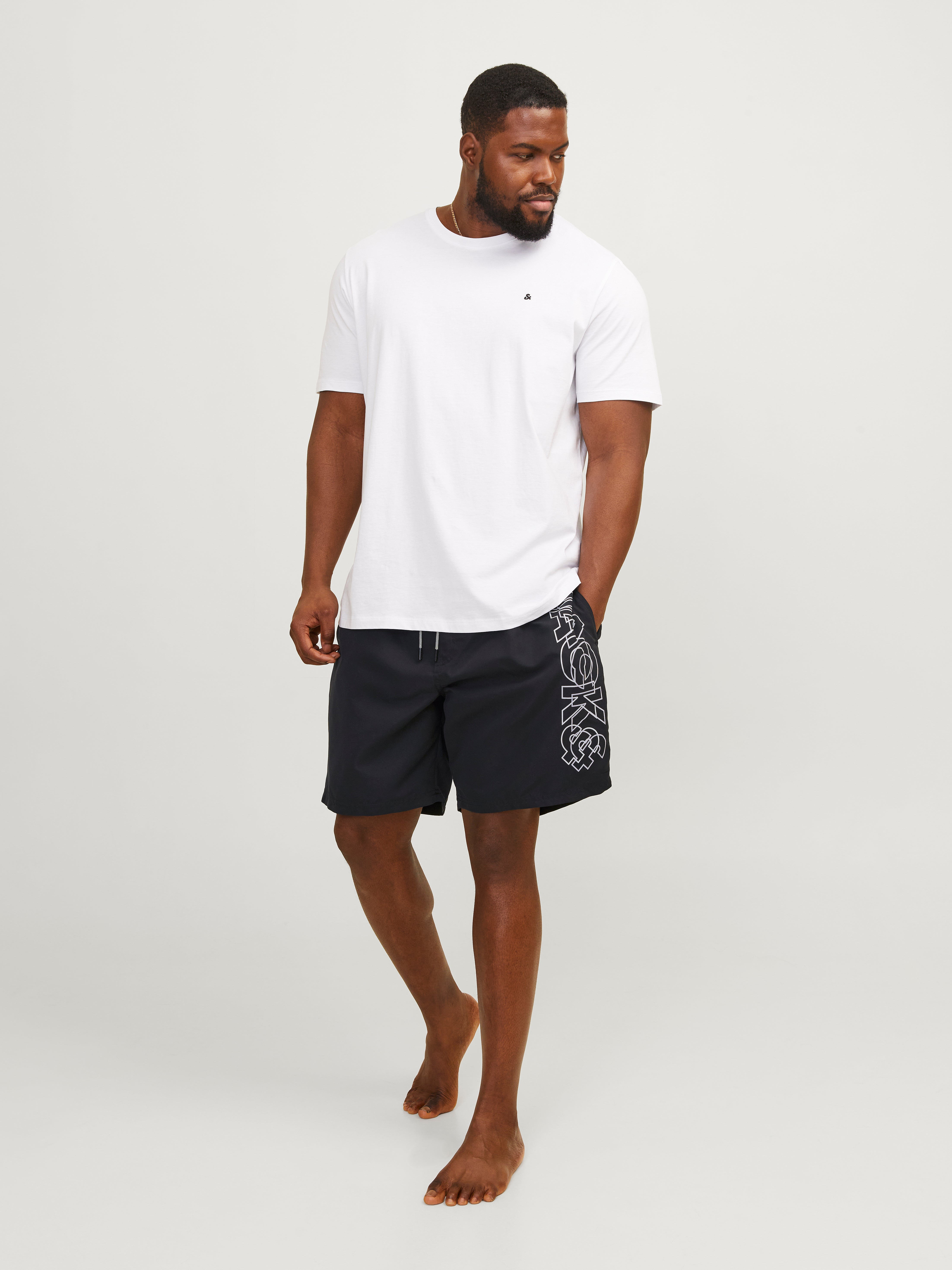 Plus Size Regular Fit Badshorts