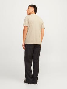 Jack & Jones Einfarbig Mandarin Kragen T-shirt -Sand - 12257965