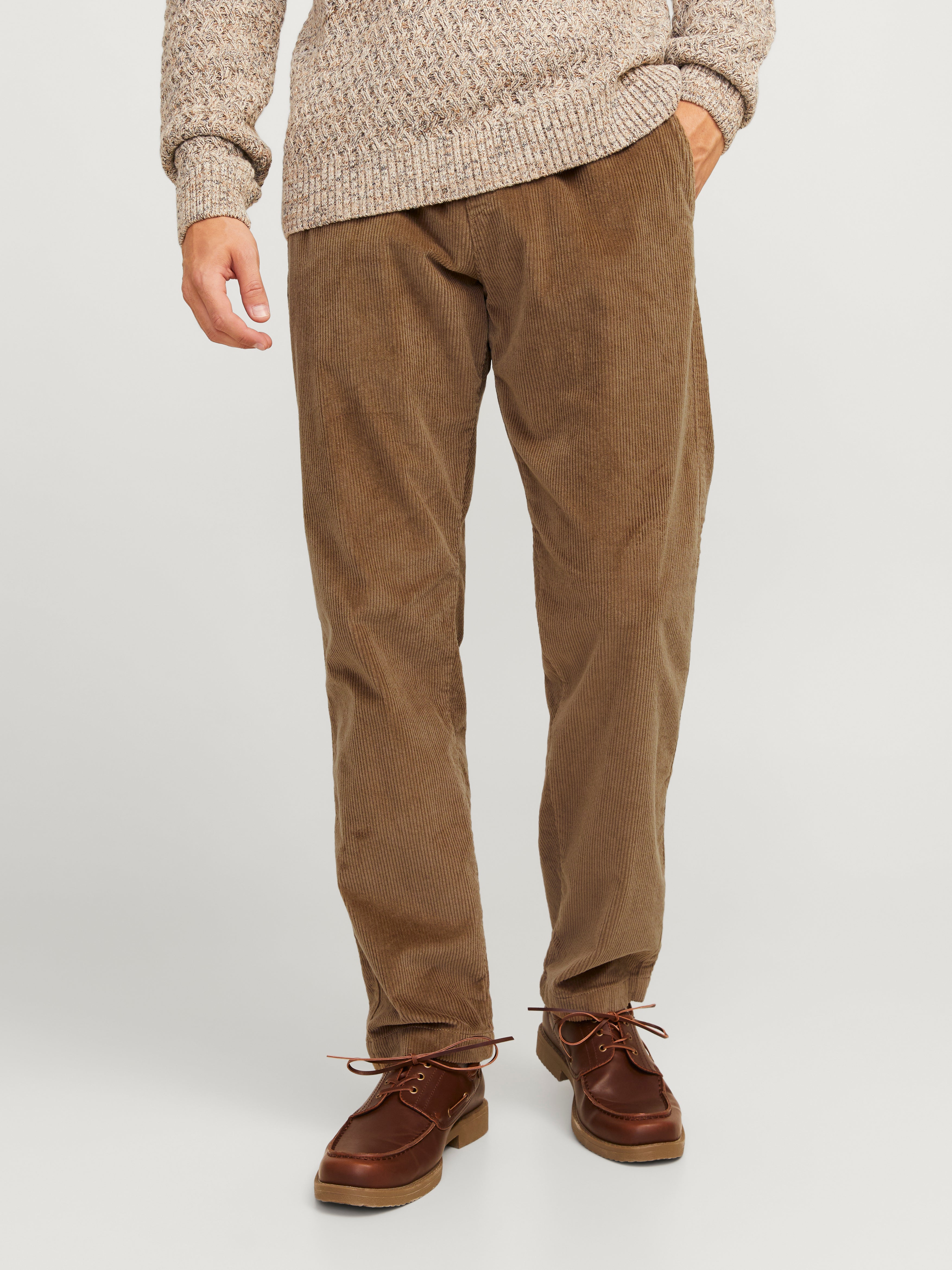 Brown jogging bottoms mens deals