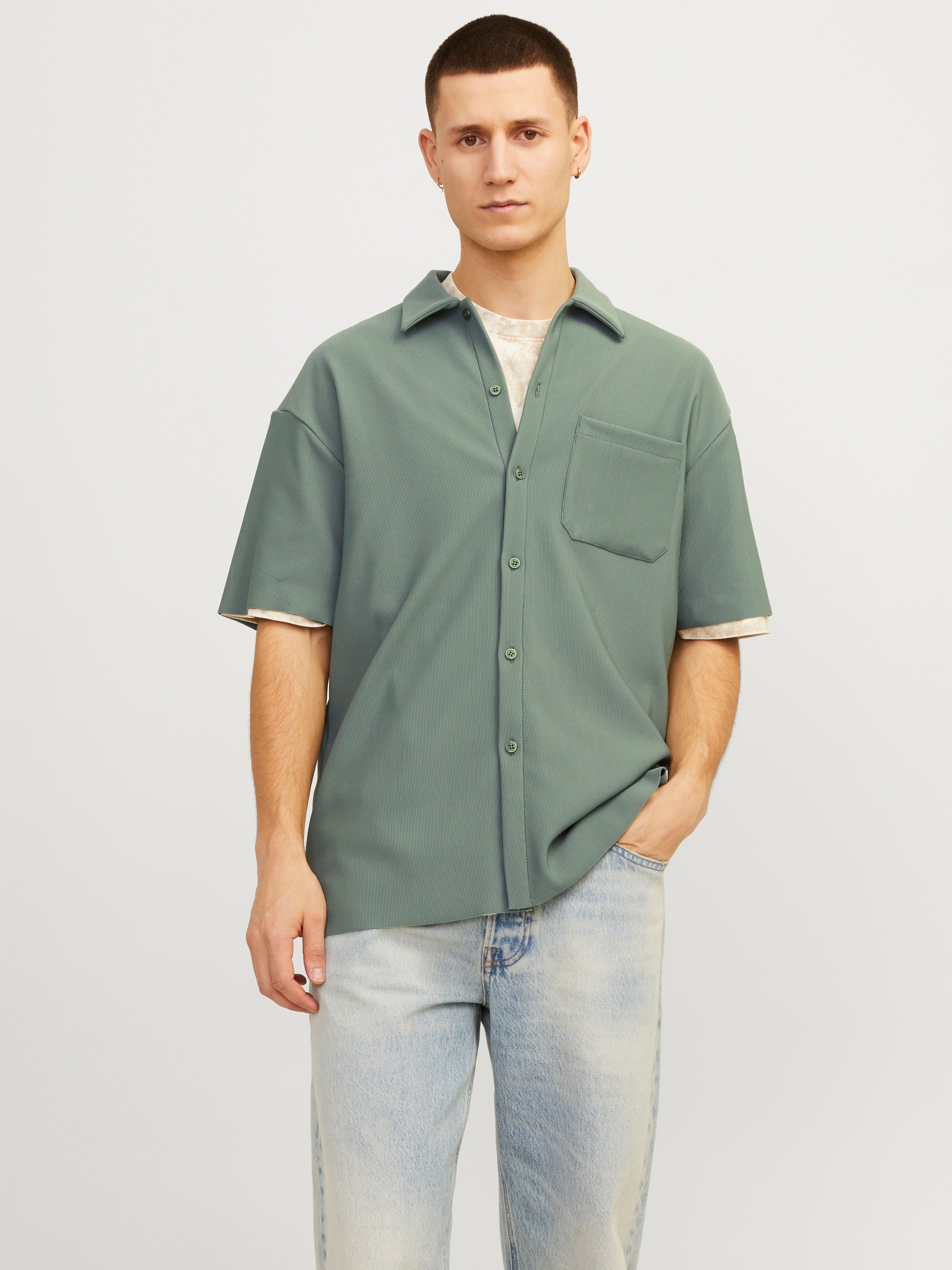 Relaxed Fit Resort shirt with 20% discount! | Jack & Jones®