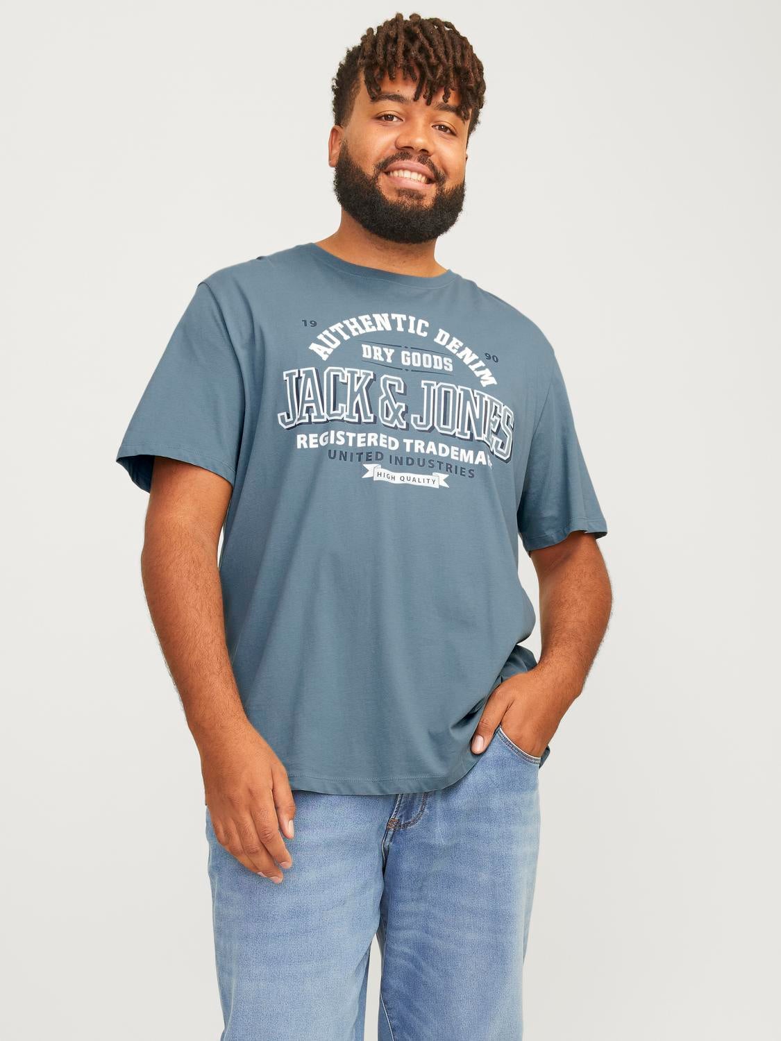 Plus Size Logo T-shirt