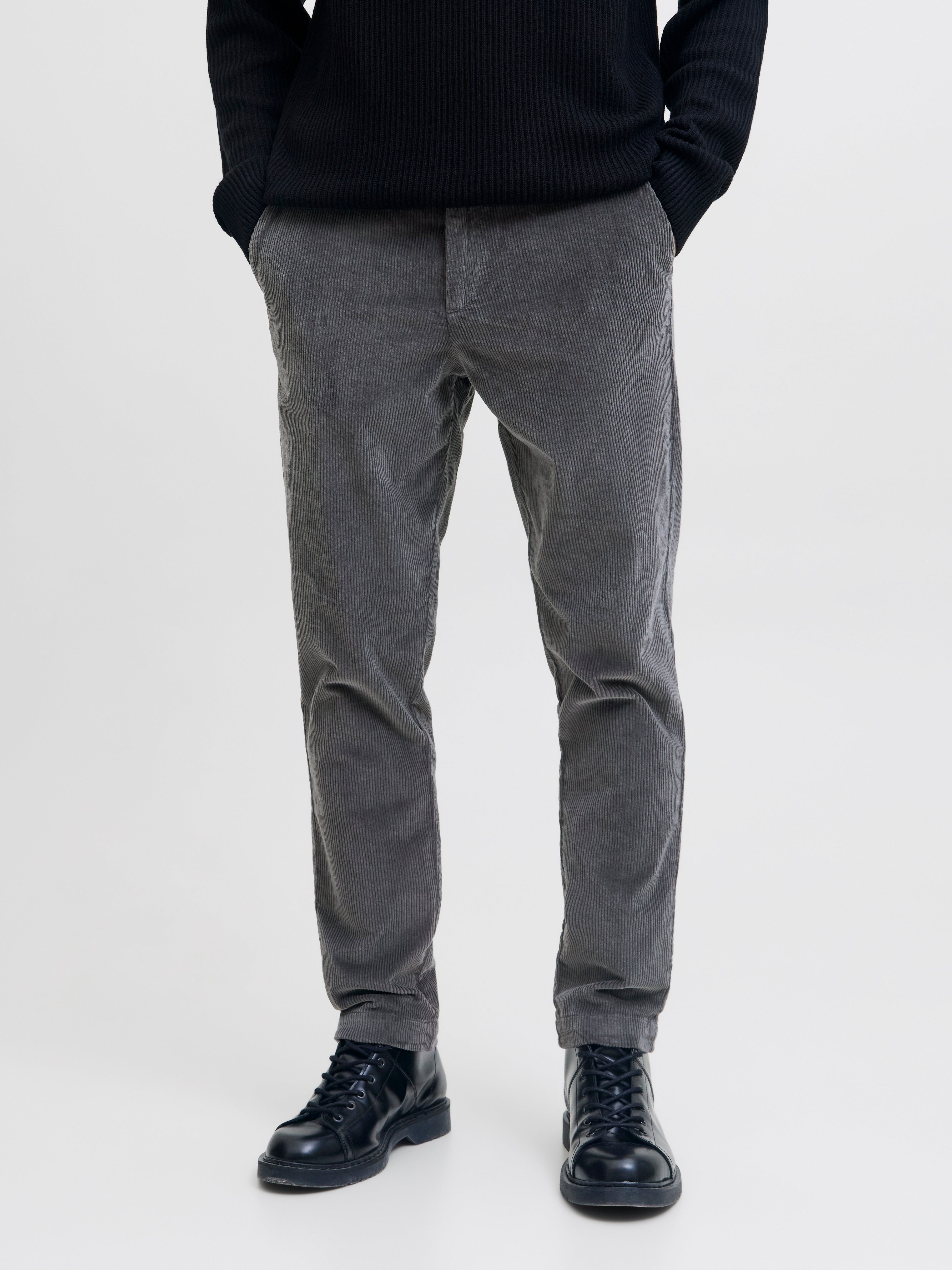 Tapered Fit Chino Hose
