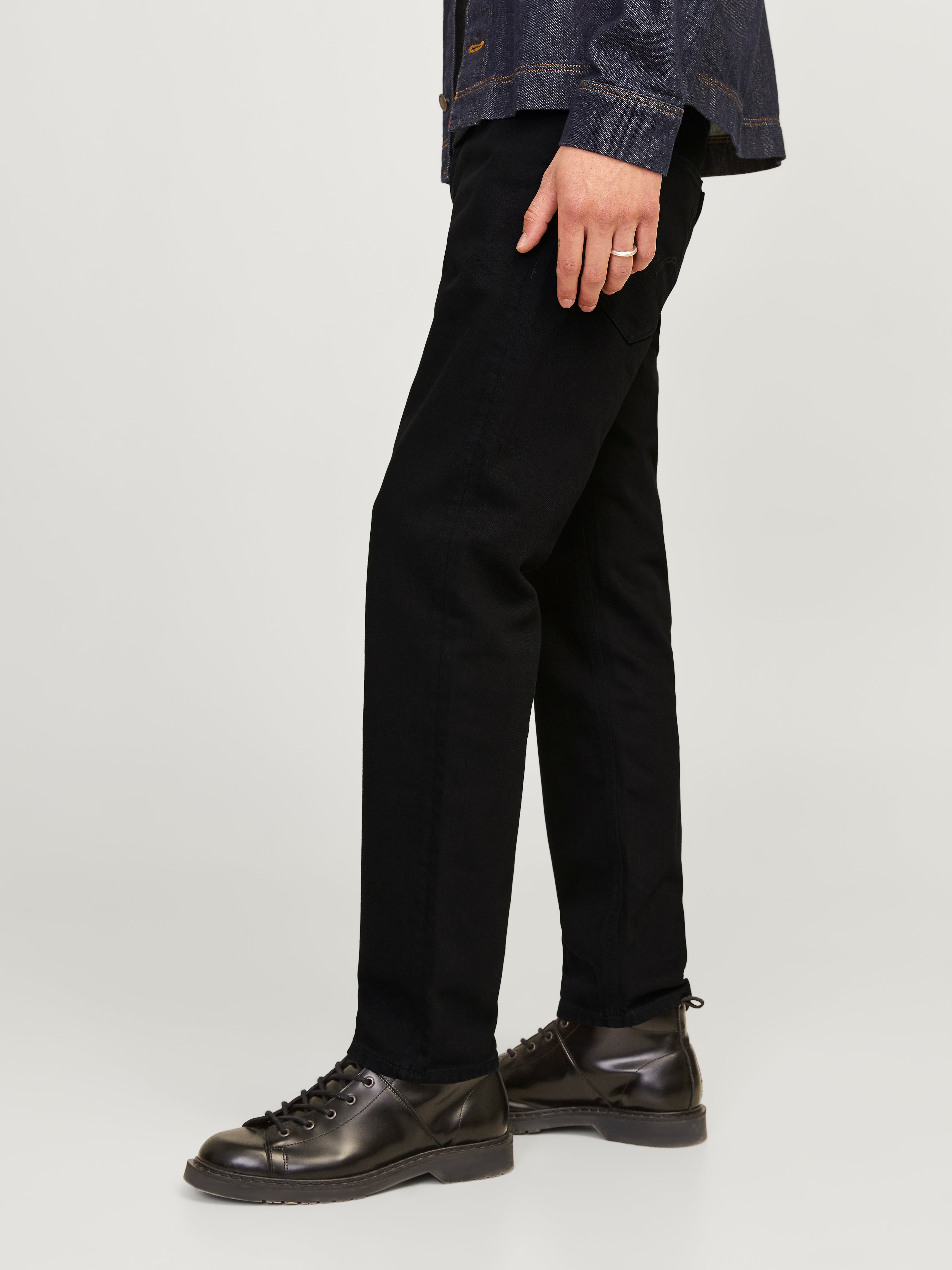 JJIMIKE JJORIGINAL SBD 553 Tapered fit jeans | Black | Jack & Jones®
