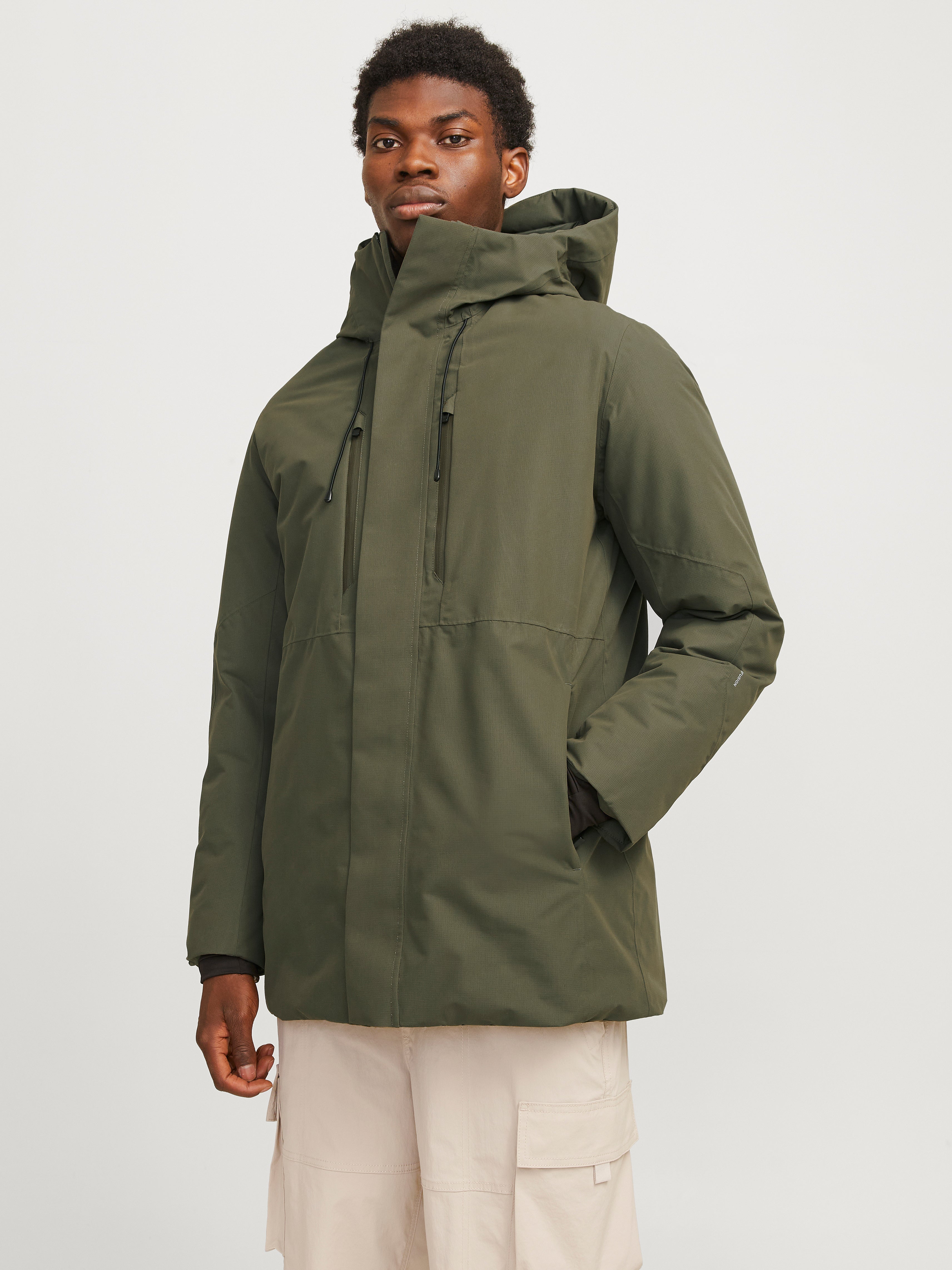 Thumbnail - Parka