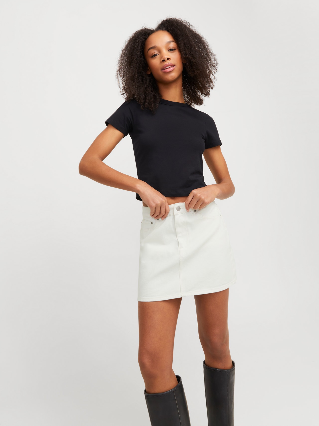 JACK & JONES dames Shorts Jxlaura Short Mw Denim Shorts Dnm Sn JACK & JONES dames Shorts Jxlaura Short Mw Denim Shorts Dnm Sn