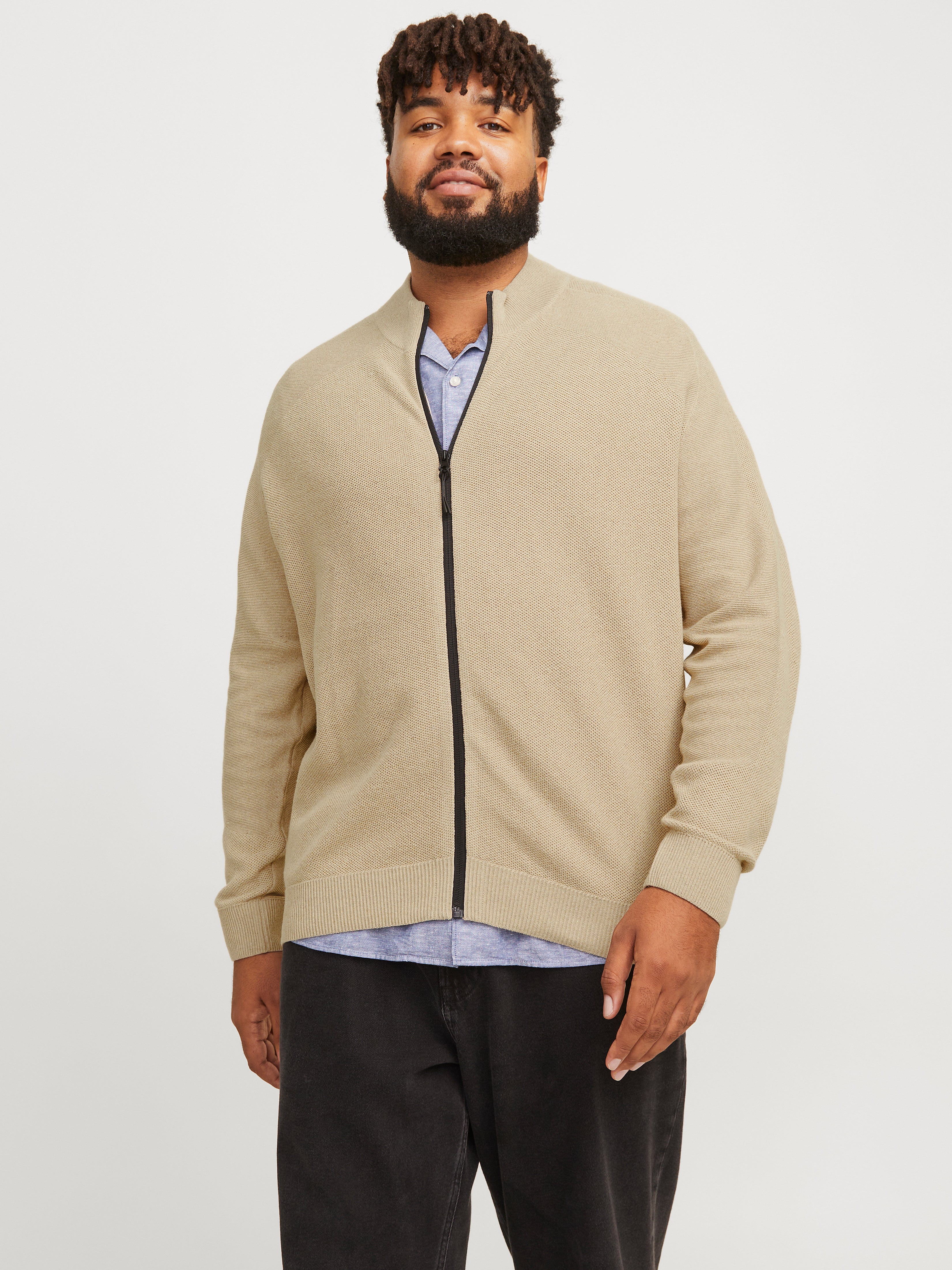 Plus Size Strickjacke