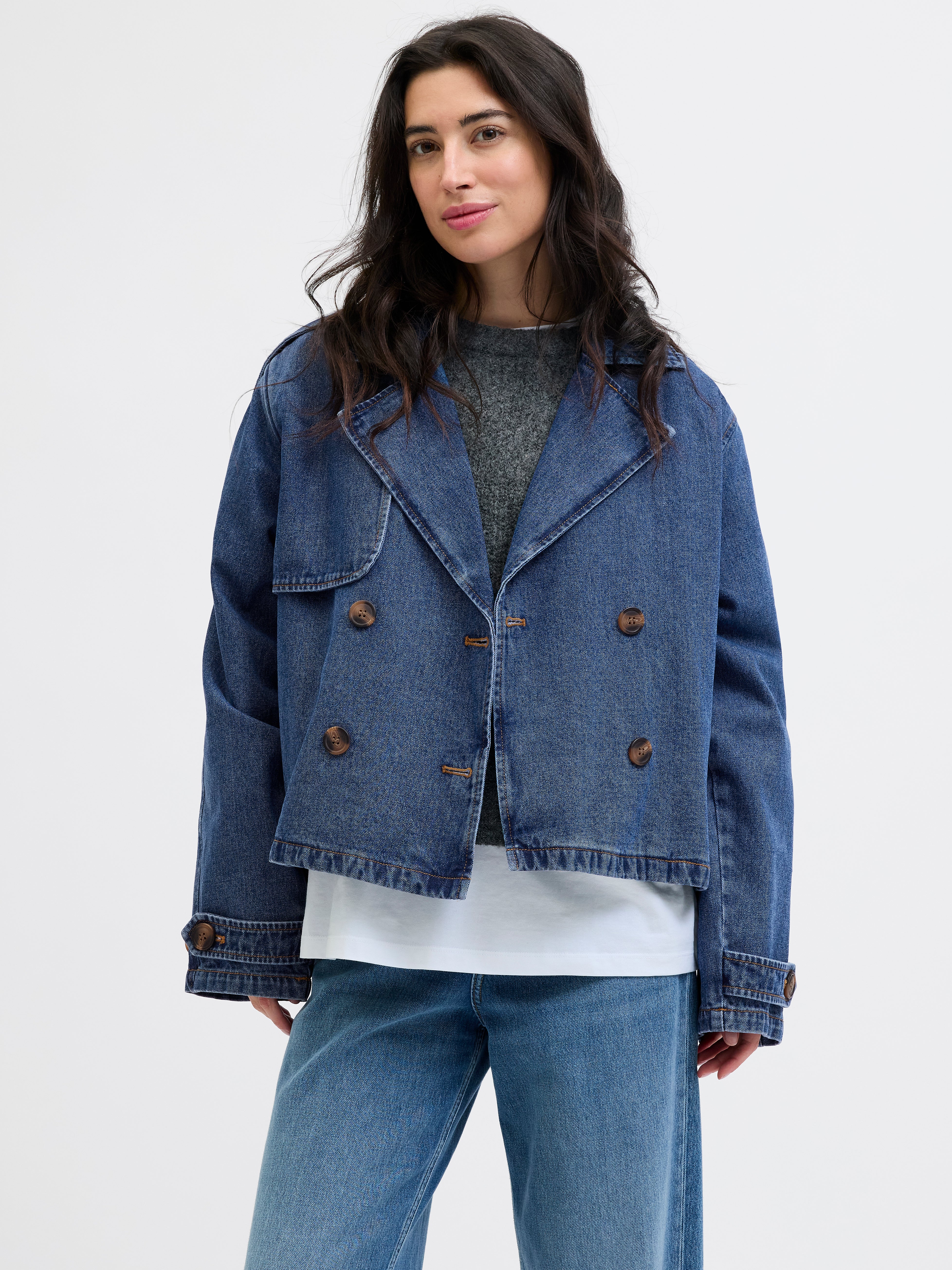 Thumbnail - Jxcarlie Trenchcoat