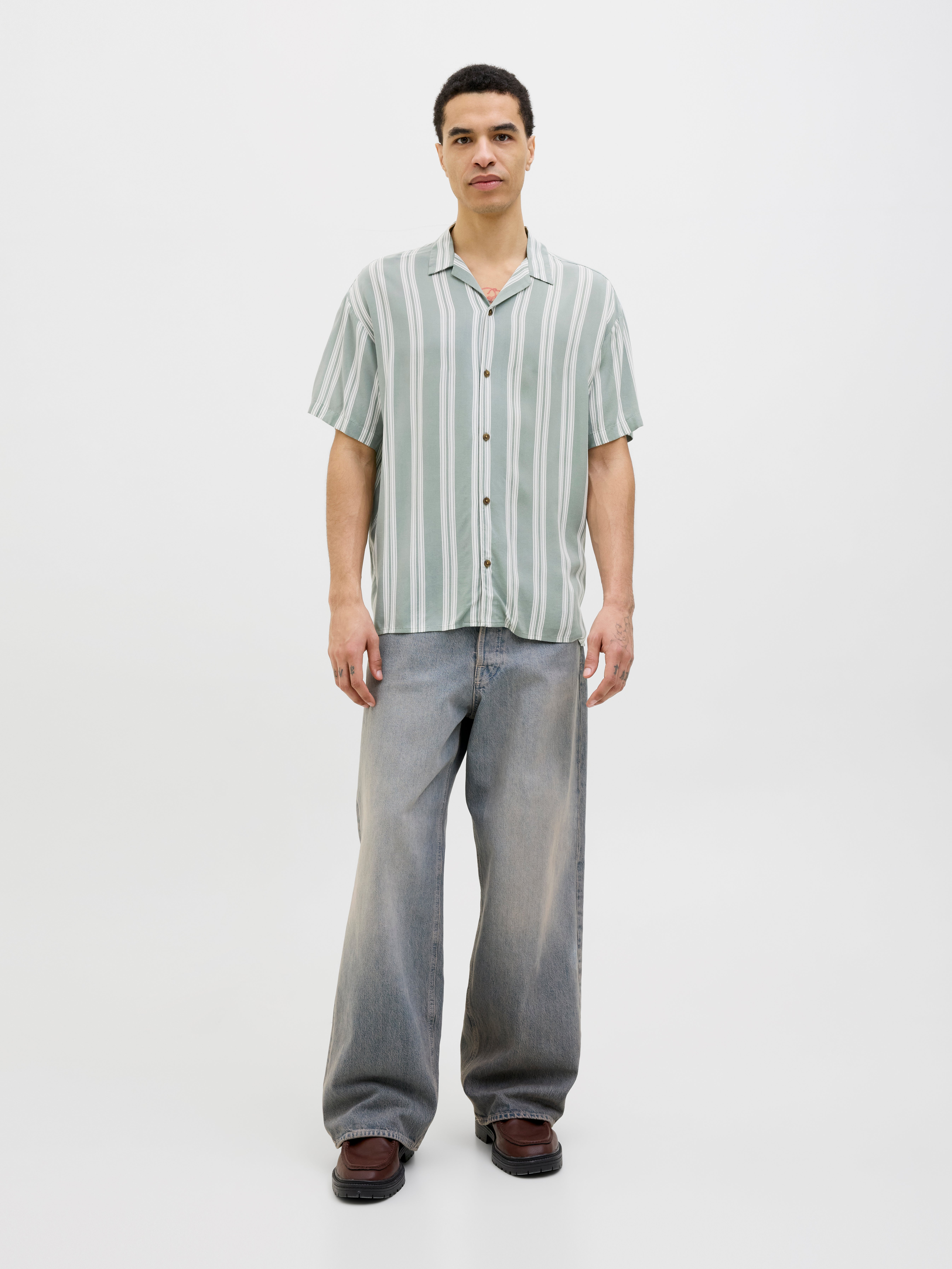 Thumbnail - Relaxed Fit Hawaii-hemd