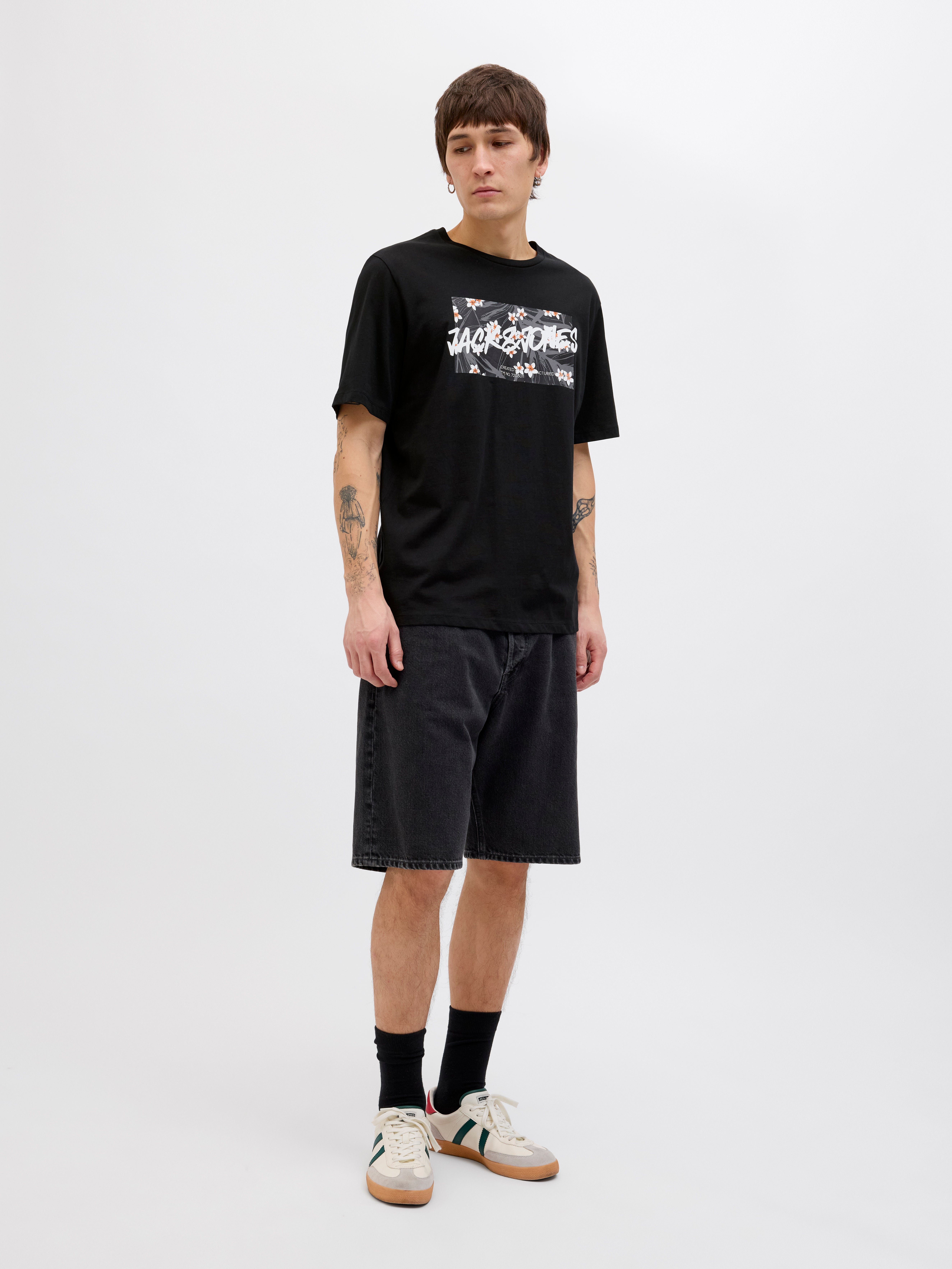 Thumbnail - Logo T-shirt