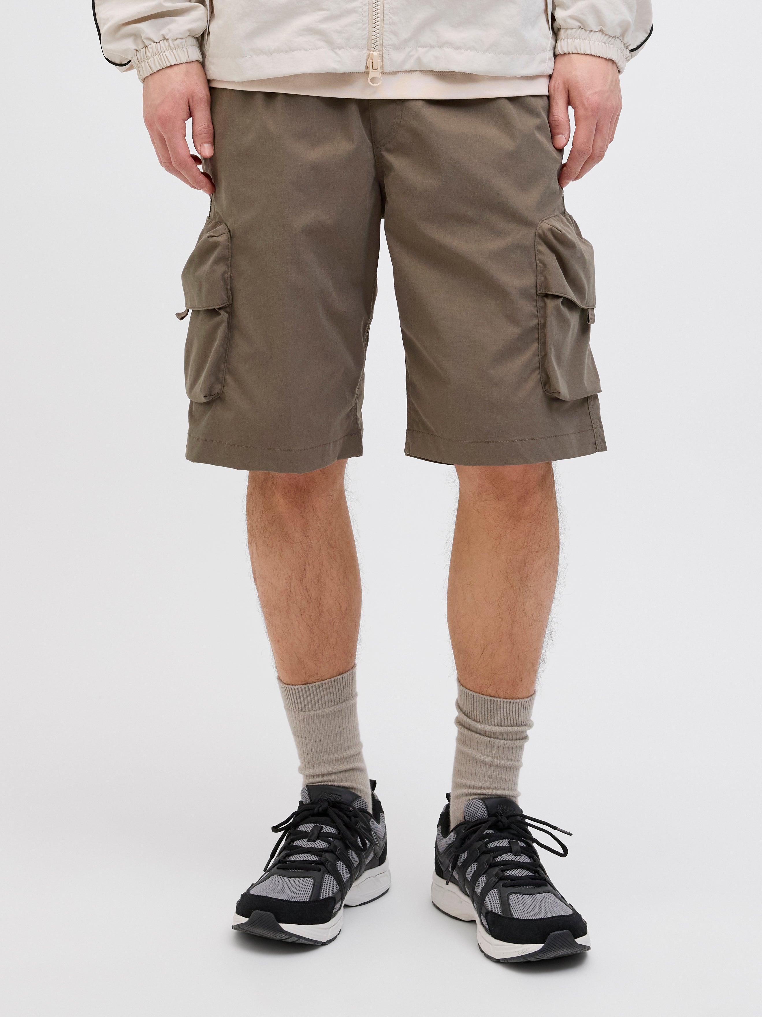 Cargo Fit Relaxed Fit Shorts