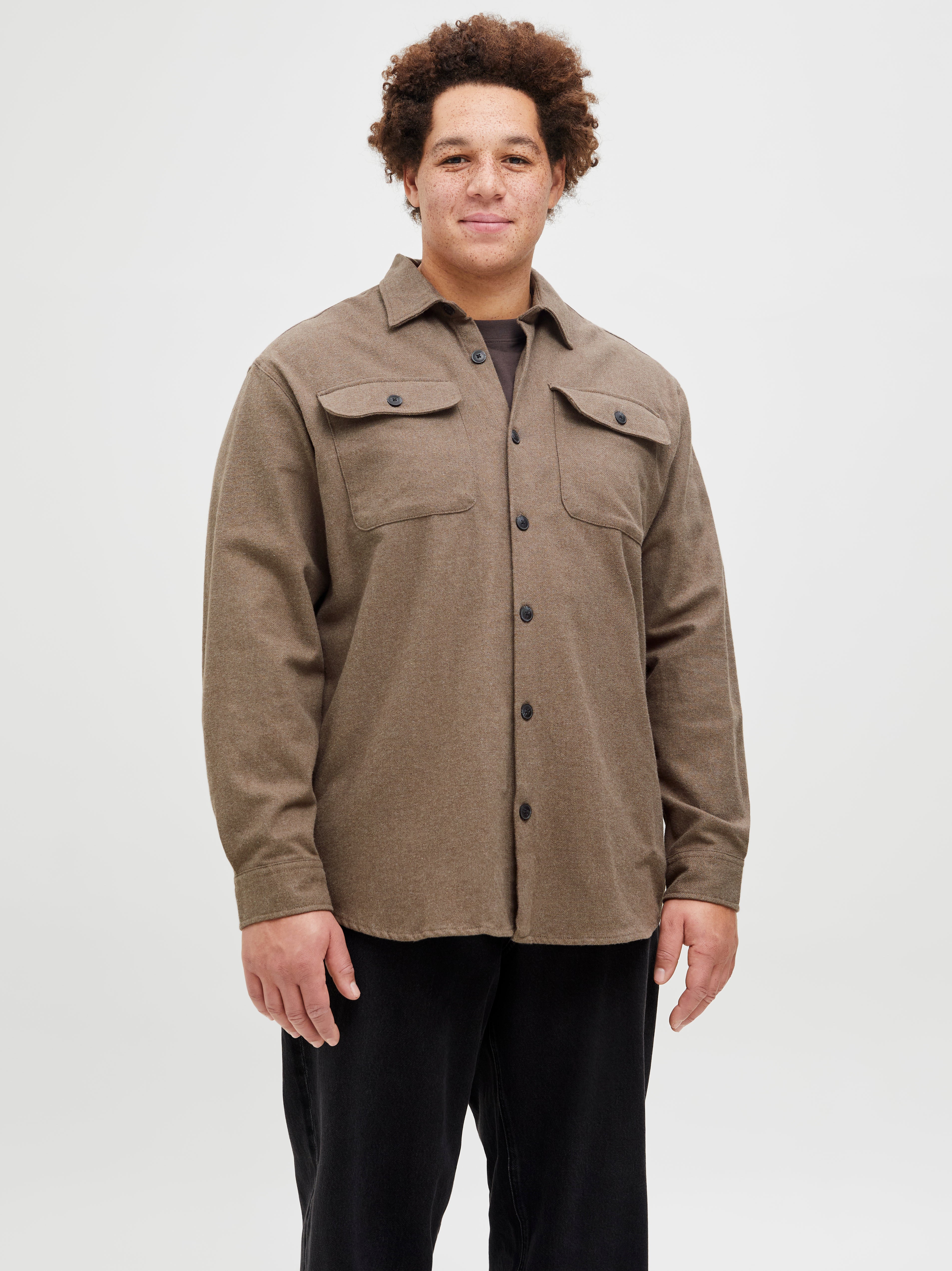 Plus Size Comfort Fit Overshirt