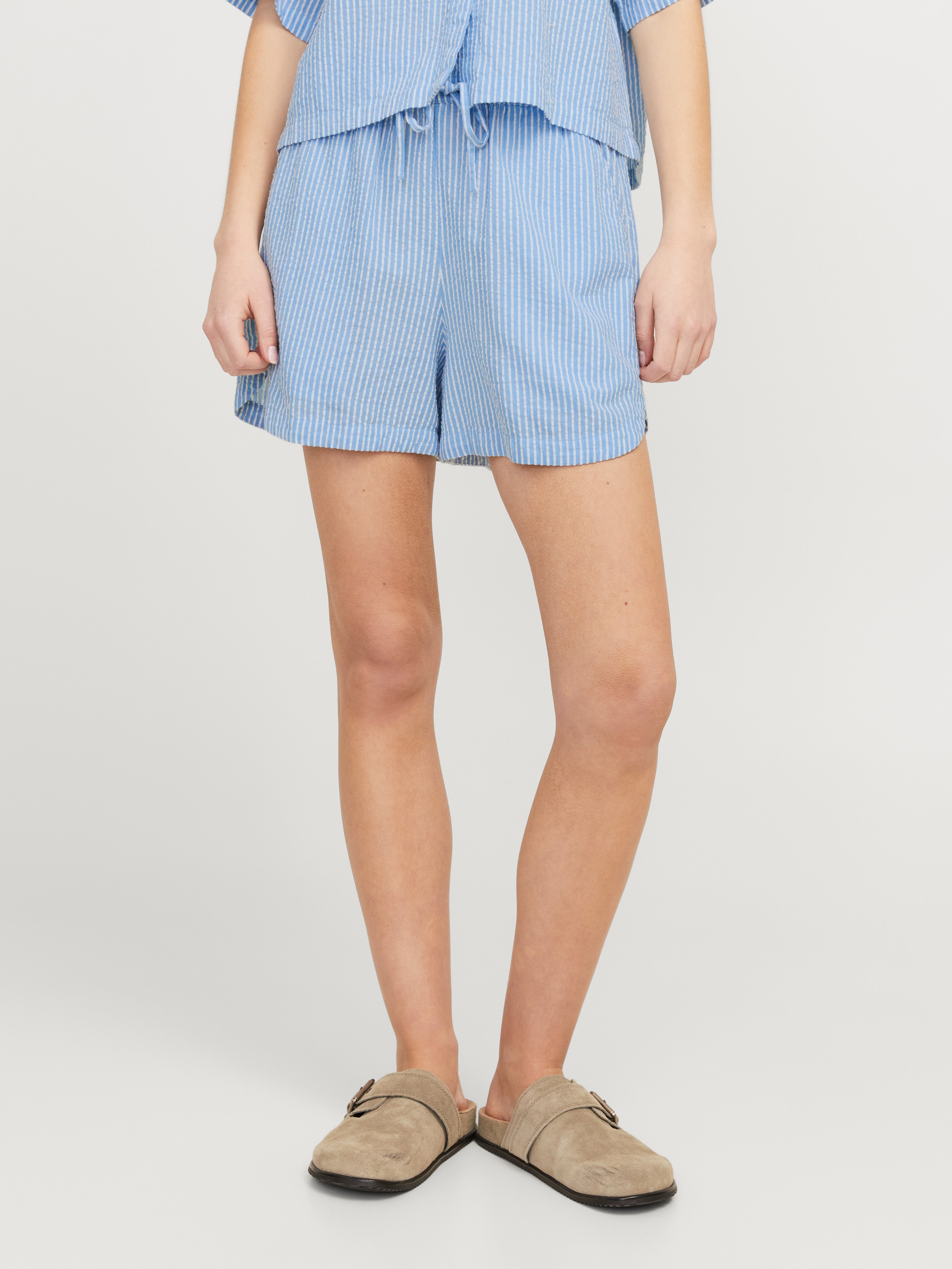 Jxwindy Shorts
