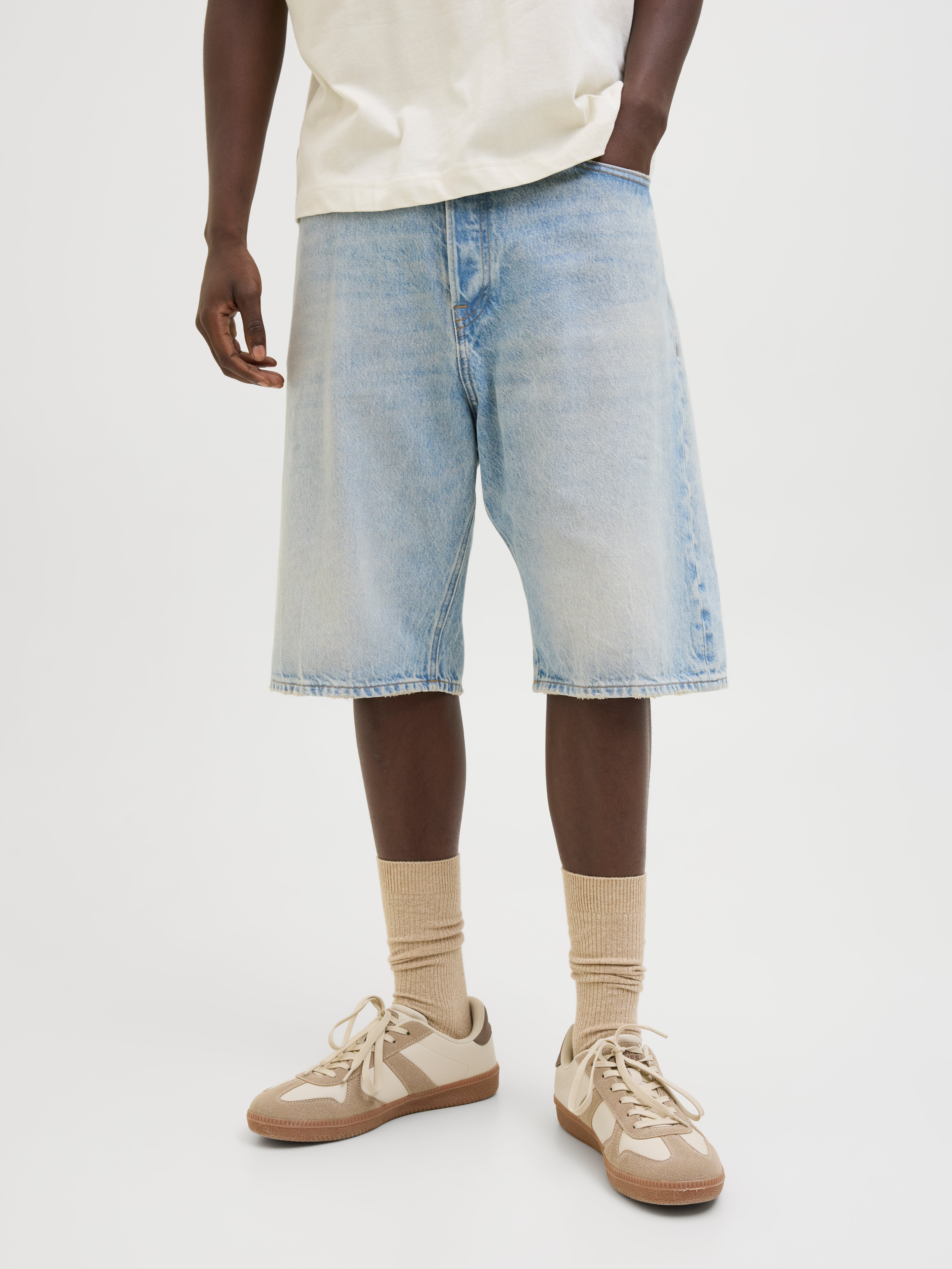 Extra Baggy Fit Jeans-shorts
