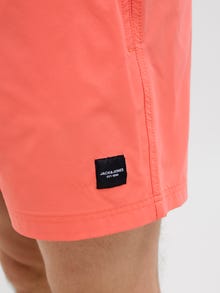 Jack & Jones Klasikinis kirpimas Maudymosi šortai -Hot Coral - 12272776