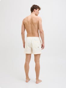 Jack & Jones Klasikinis kirpimas Maudymosi šortai -Buttercream - 12272776