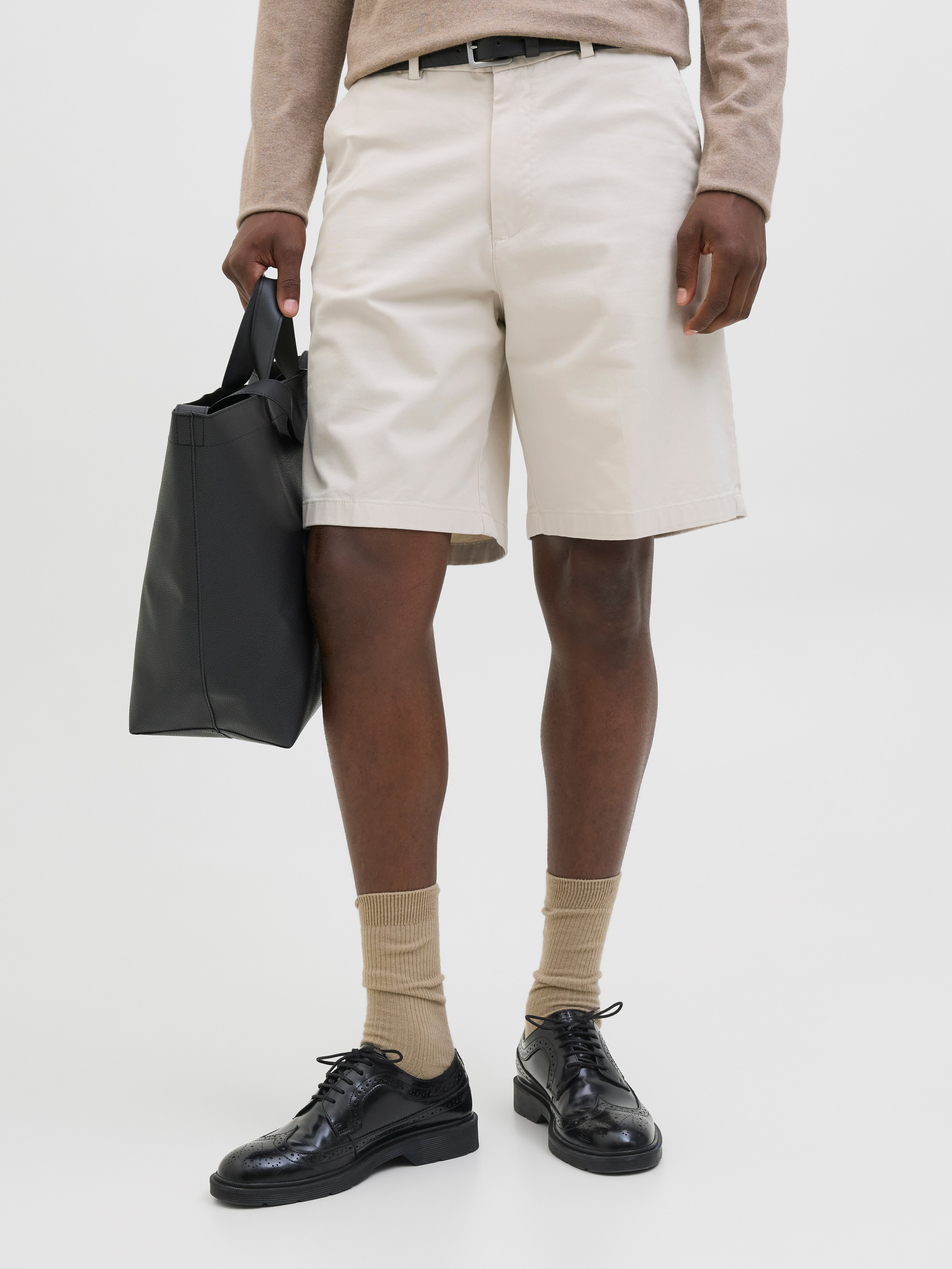 Thumbnail - Loose Fit Chino Shorts