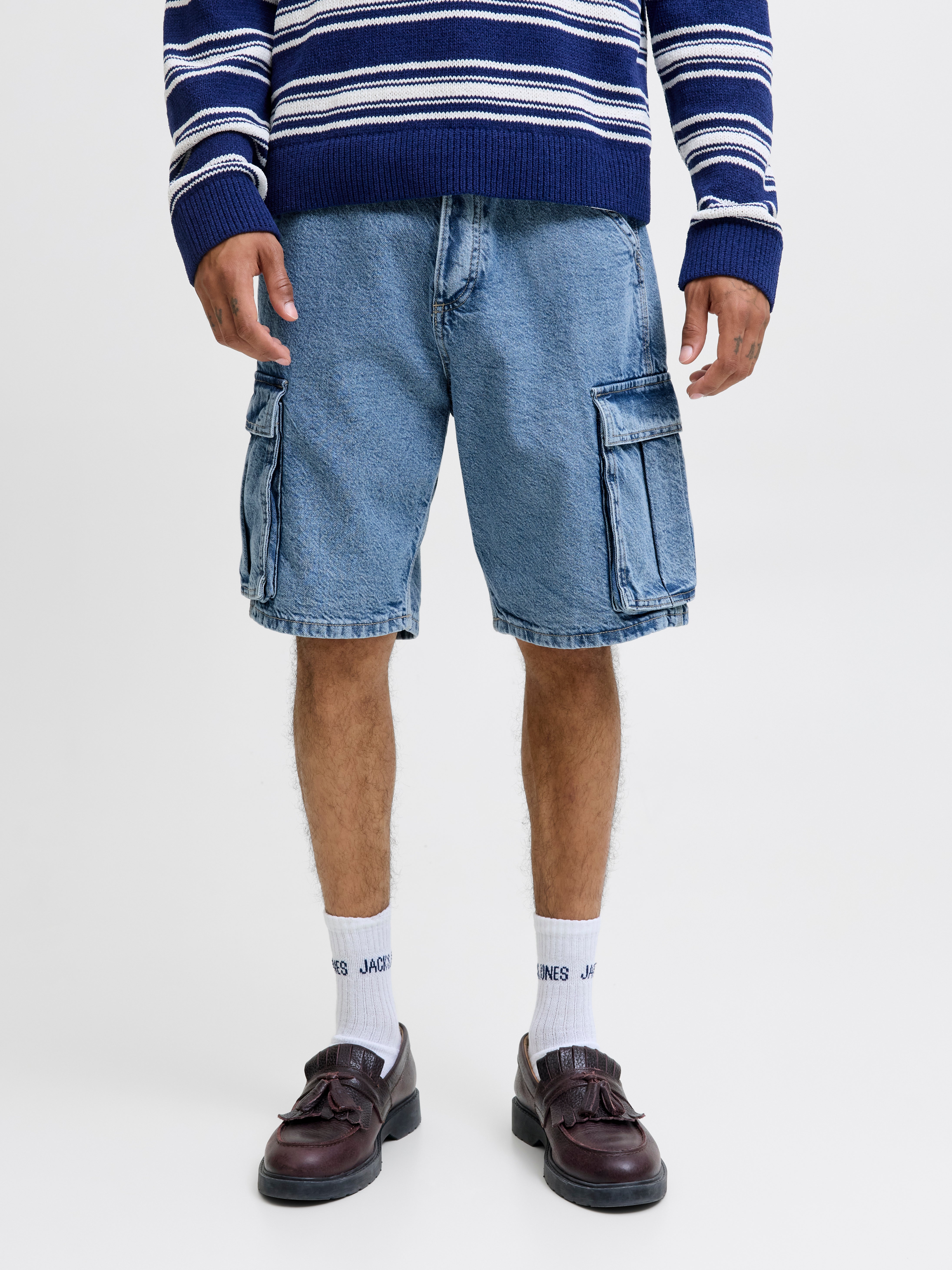 Baggy Fit Cargo Shorts