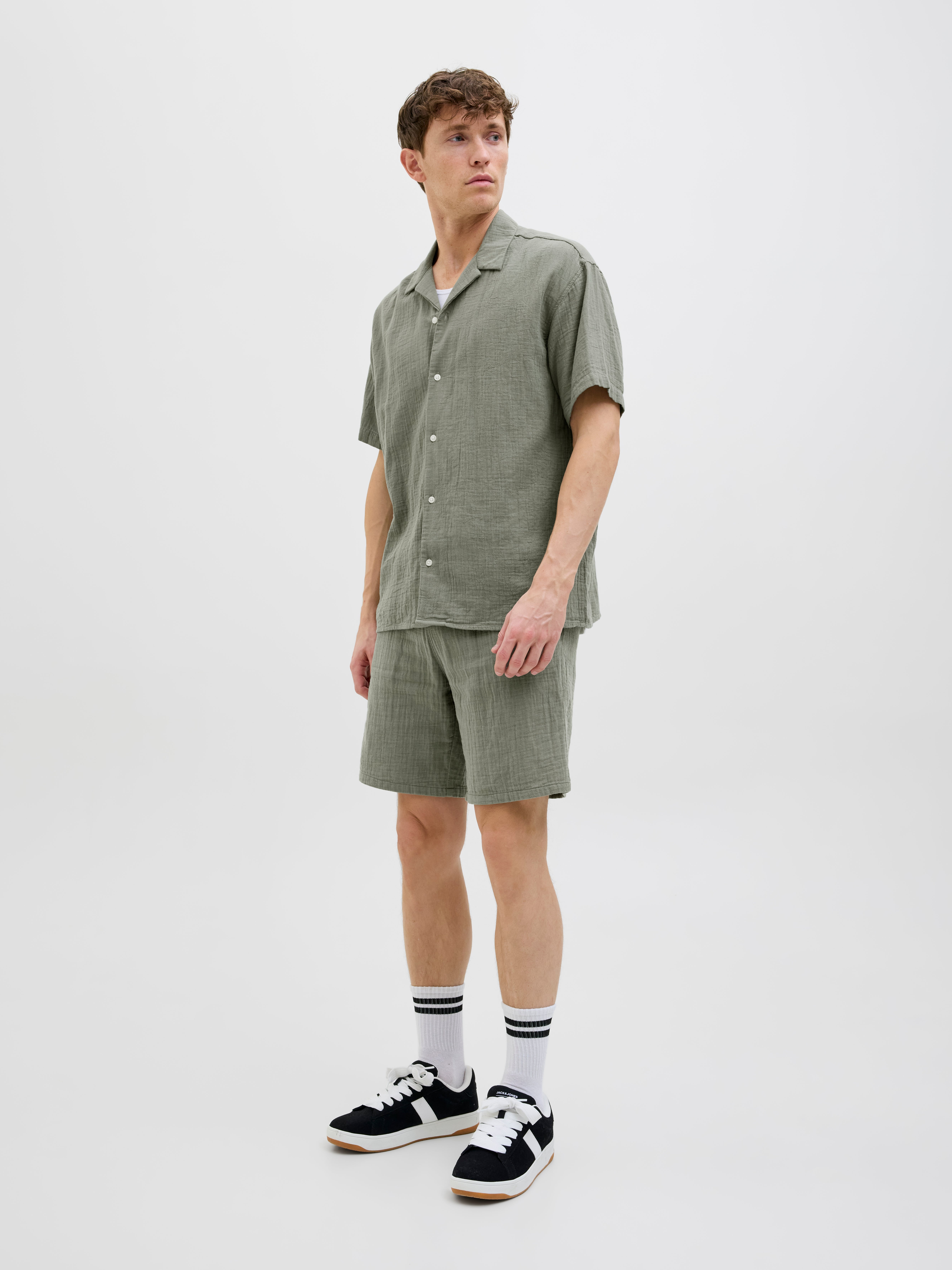 Relaxed Fit Shorts | Medium Grey | Jack & Jones®