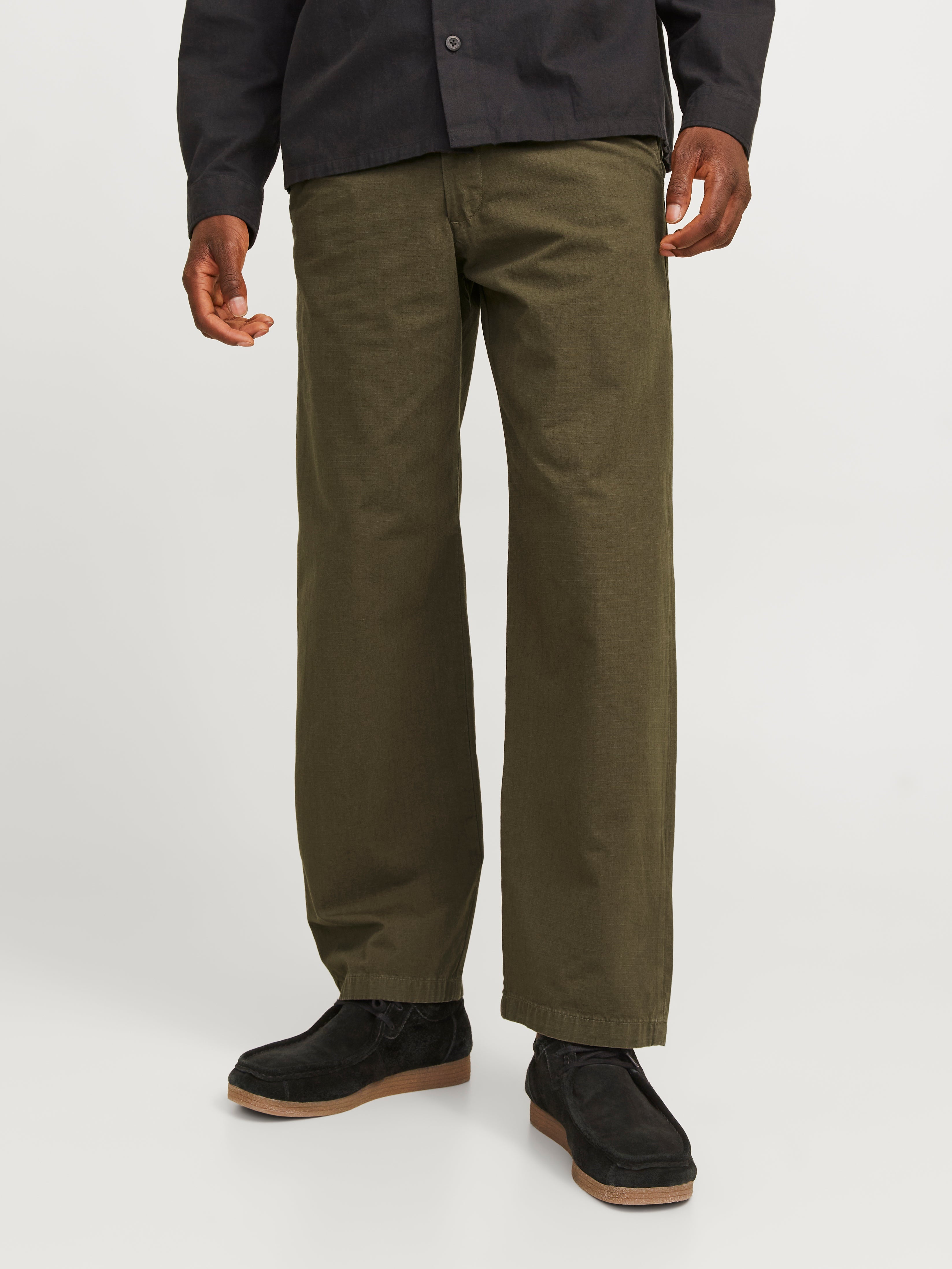 Wide Leg Fit Chino Hose