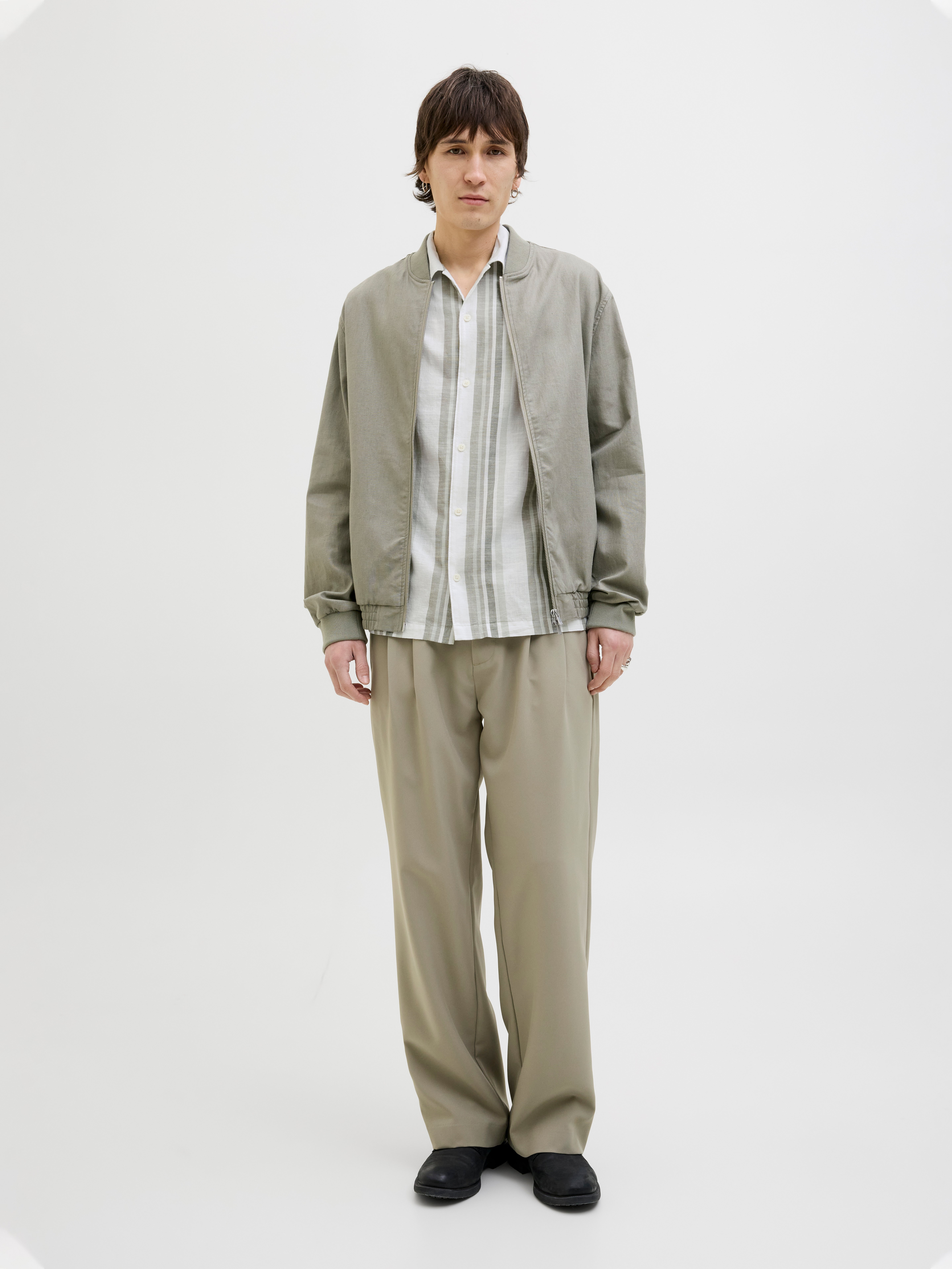 Thumbnail - Relaxed Fit Hemd