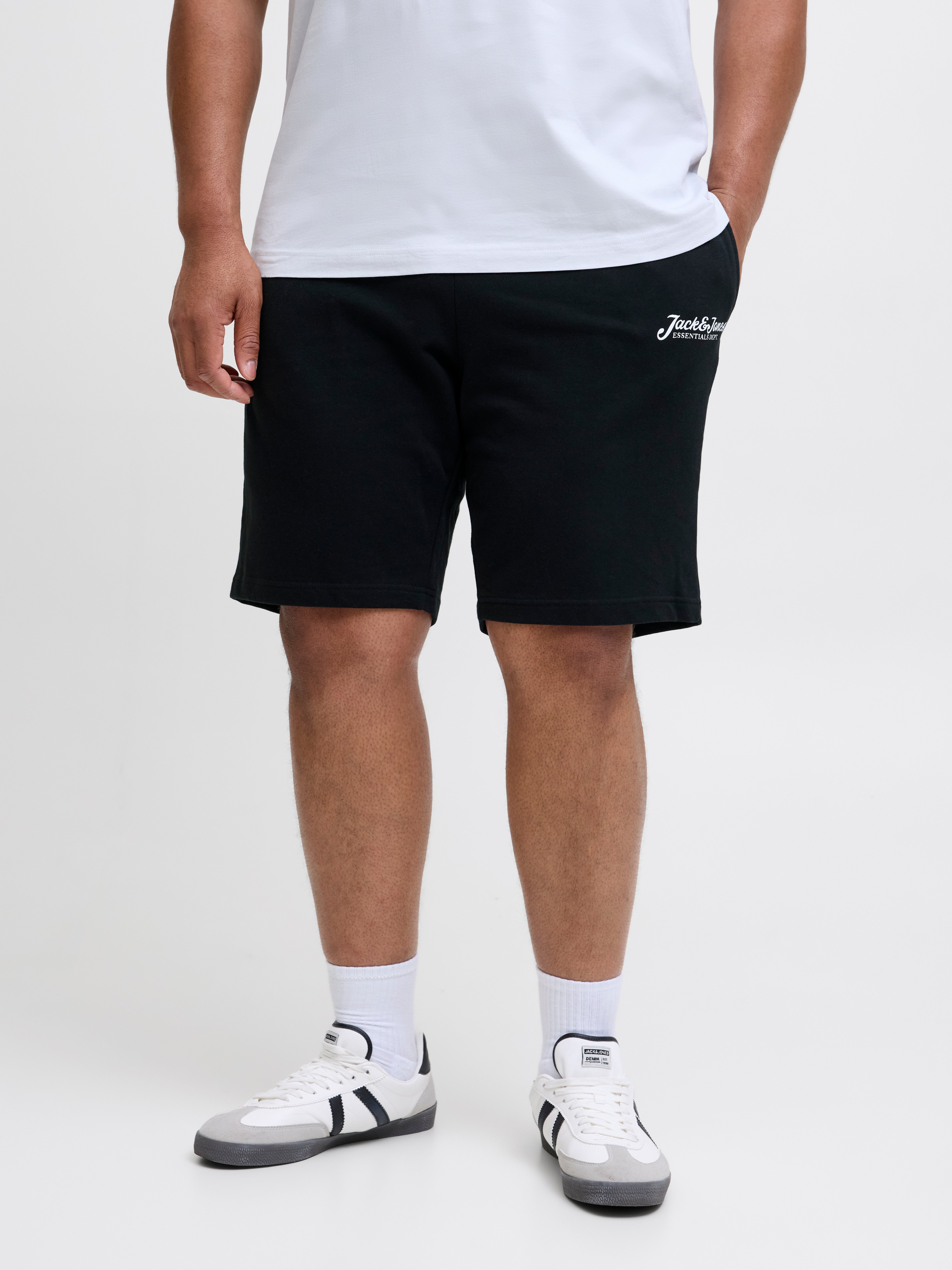 Plus Size Regular Fit Sweat-shorts