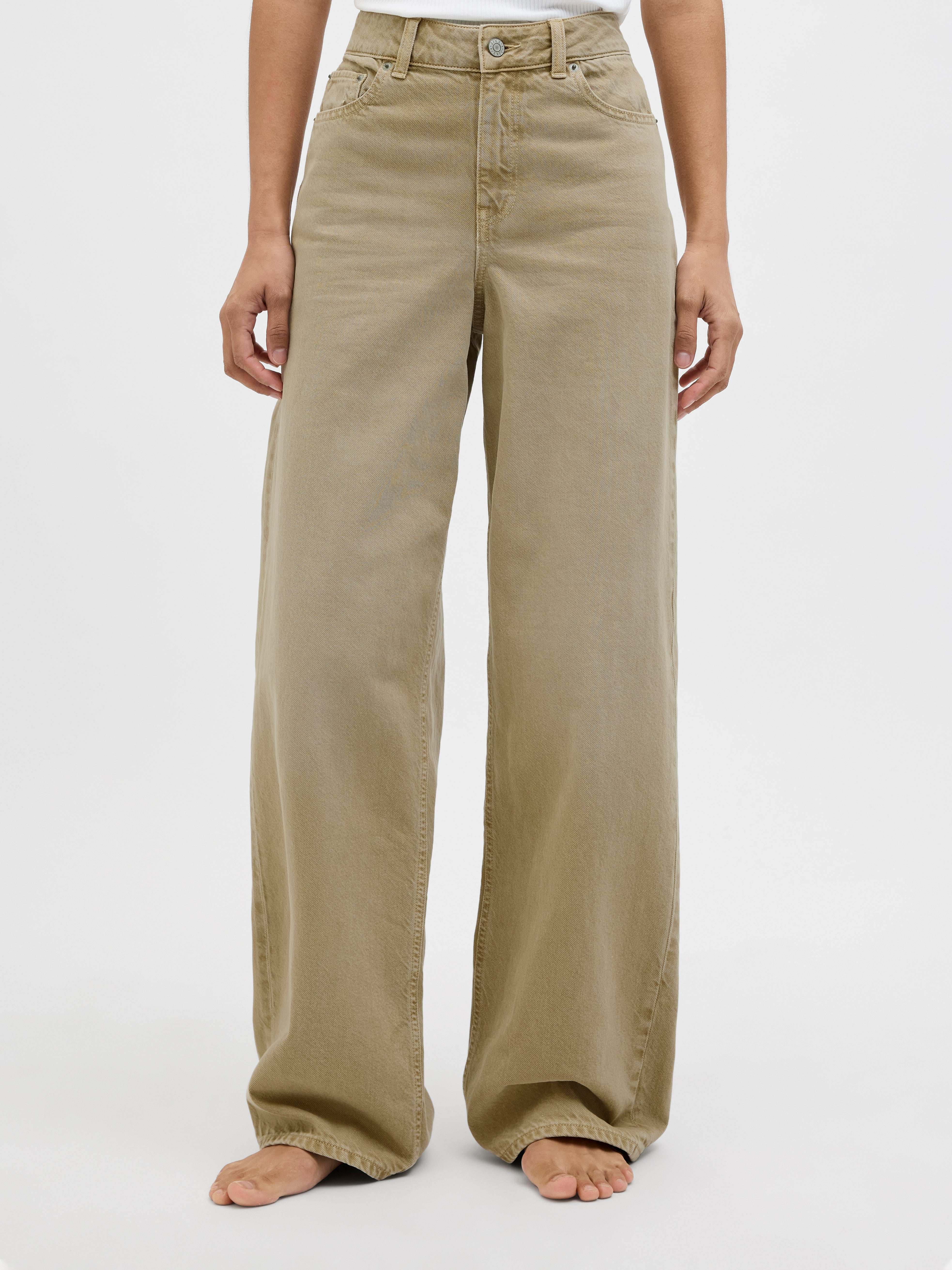 Tokyo Wide-Leg Jeans