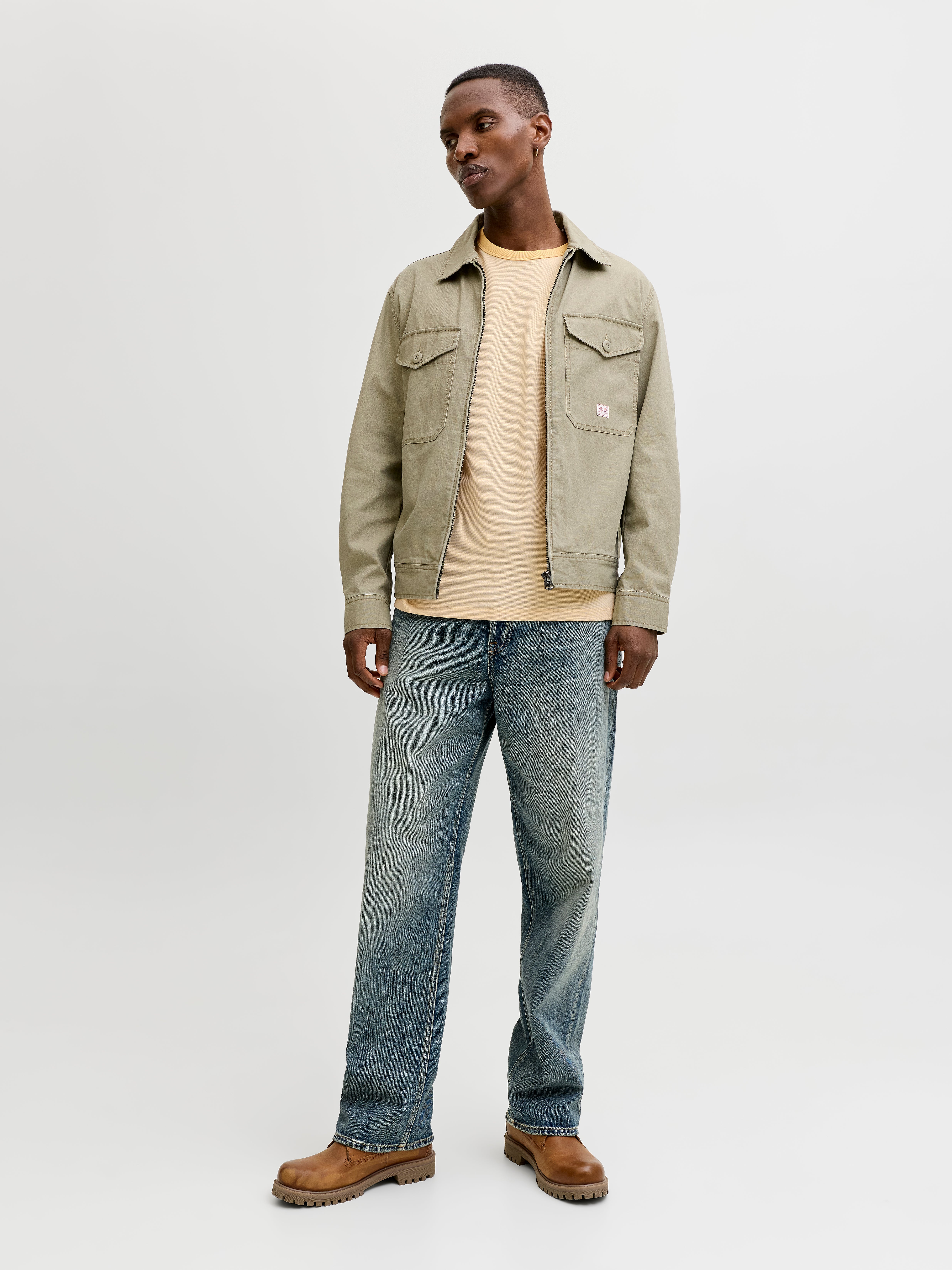 Thumbnail - Logo T-shirt