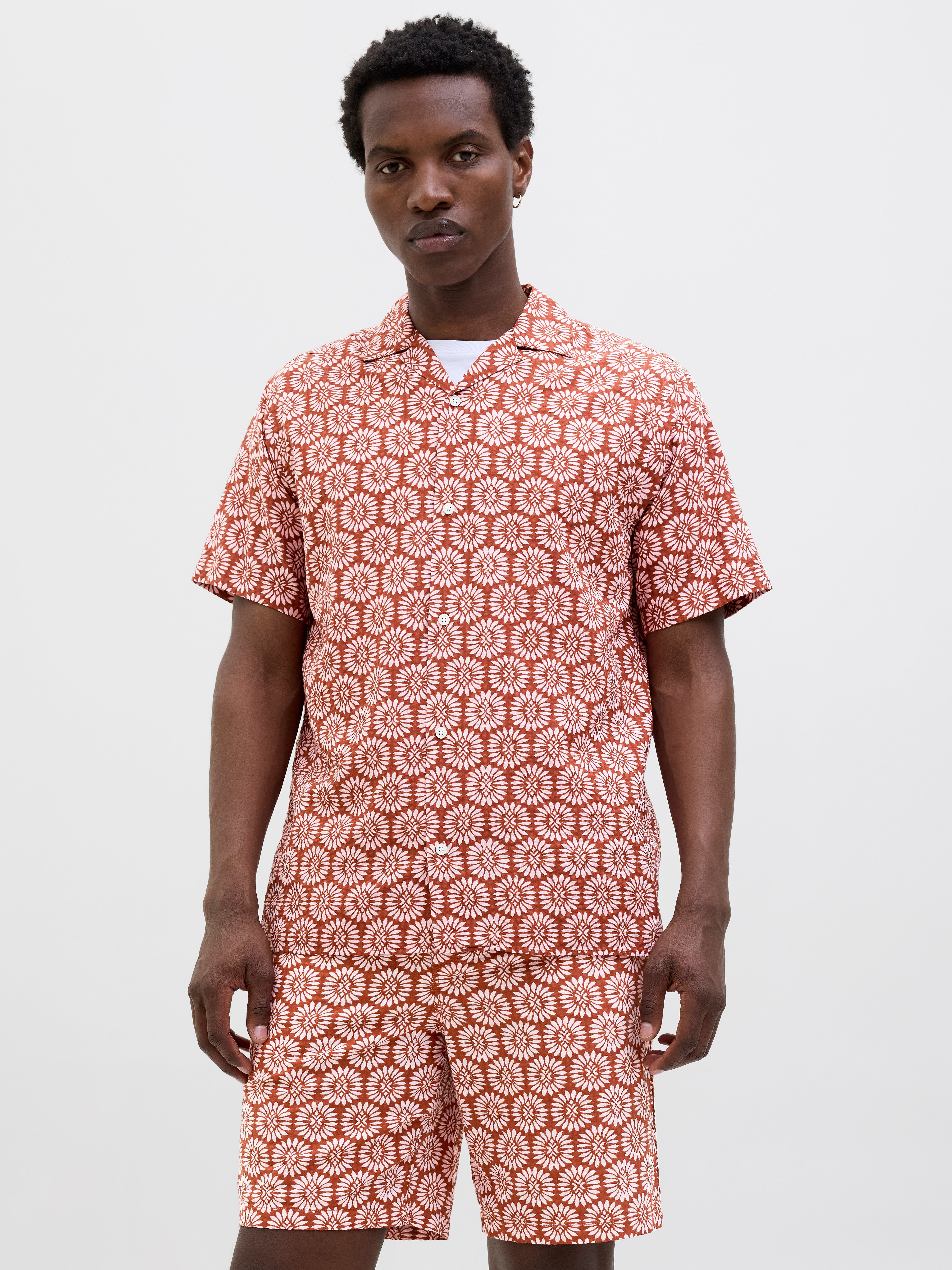Thumbnail - Relaxed Fit Hemd