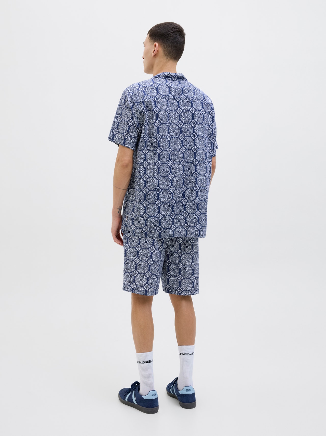 Jack & Jones Relaxed Short Sleeve T-shirt O-neck | David Jones Jack & Jones Relaxed Short Sleeve T-shirt O-neck | David Jones