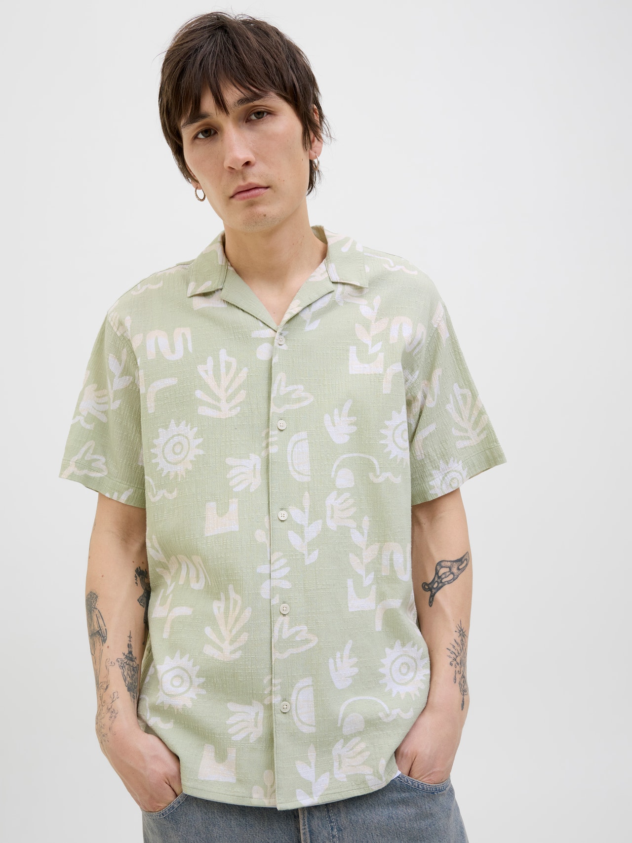 Camicia Uomo JACK & JONES A Maniche Corte, Fit Rilassato, Tessuto Leggero, Modello JPRBLUSUMMER, Perfetta Per L'estate E Il Tempo Libero