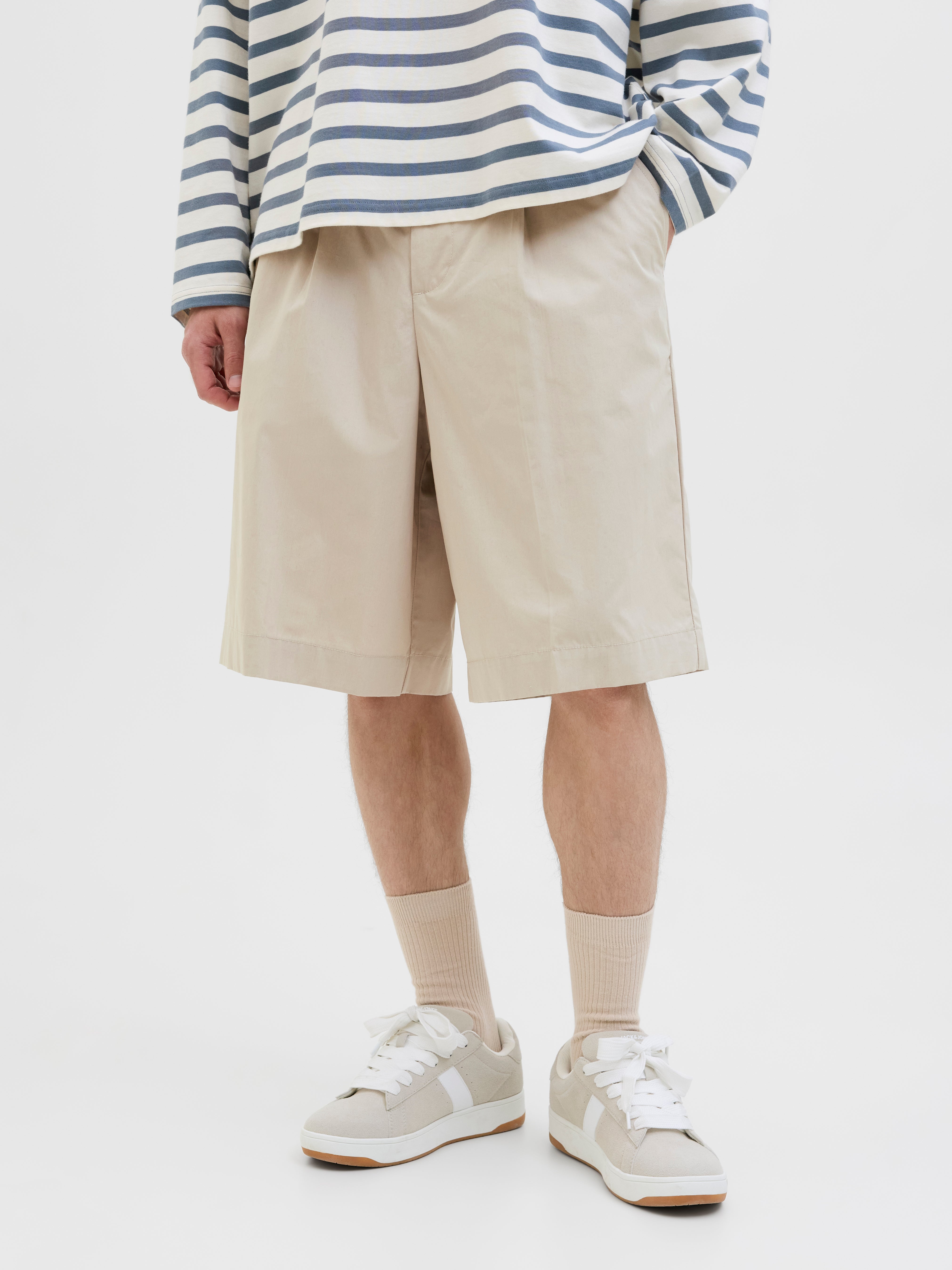 Baggy Fit Chino Shorts
