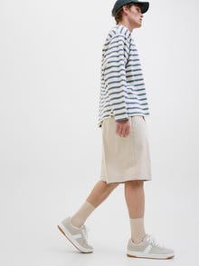 Jack & Jones Baggy fit Chino shorts -Silver Lining - 12277362