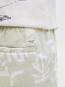 Jack & Jones Jogger Fit Relaxed fit shorts Junior -Celadon Tint - 12277599