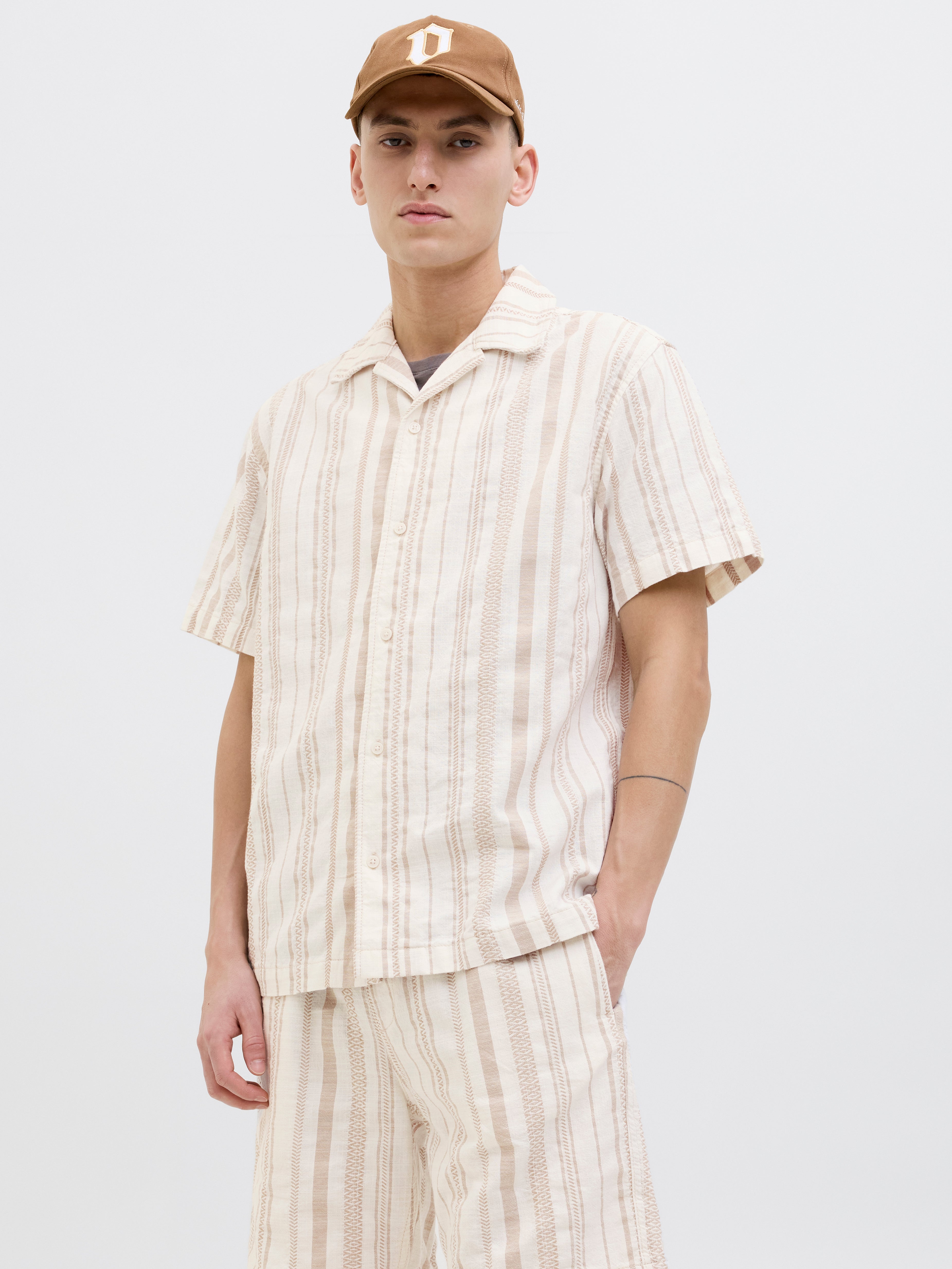 Thumbnail - Relaxed Fit Hemd