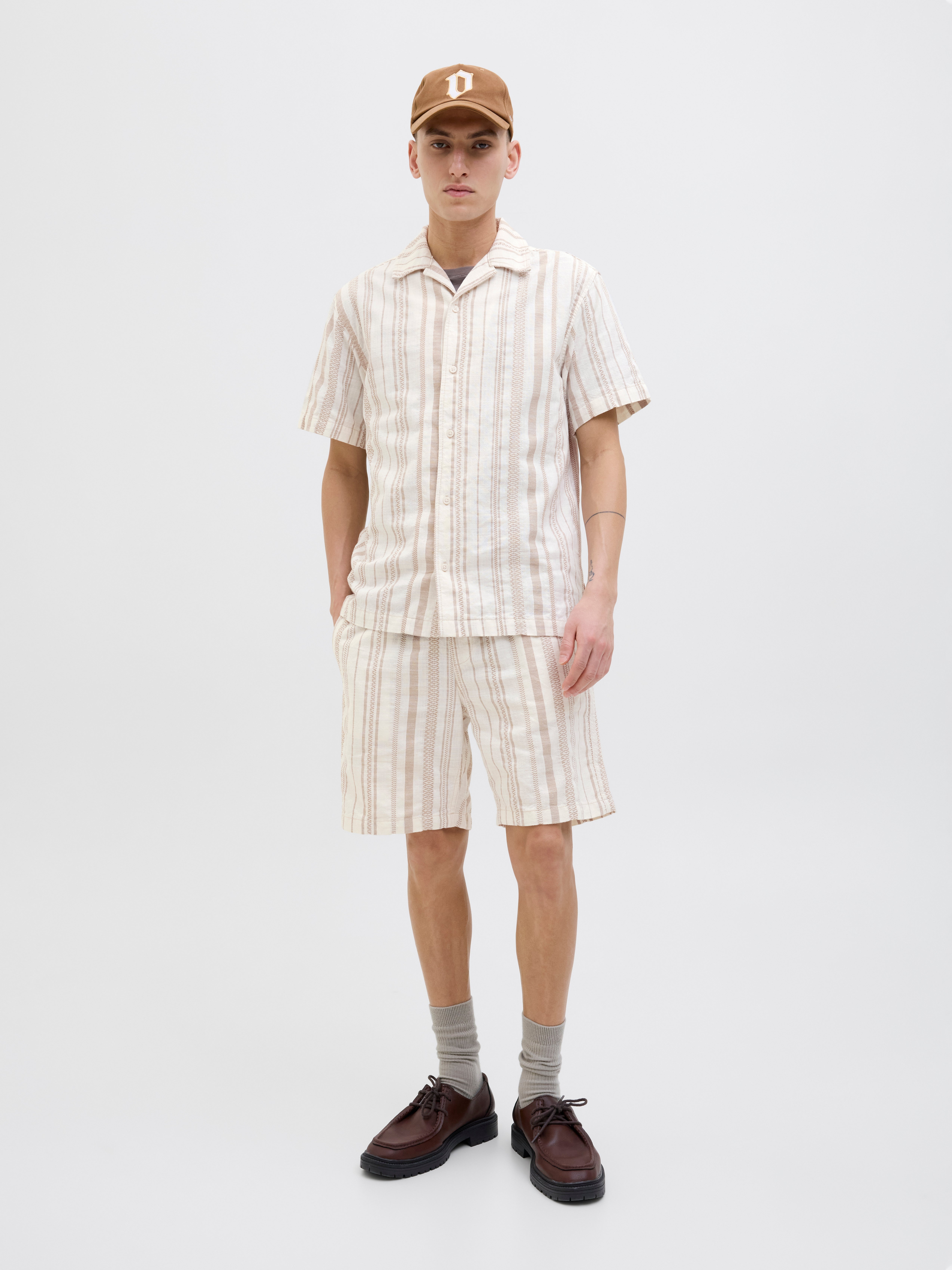Thumbnail - Relaxed Fit Hemd