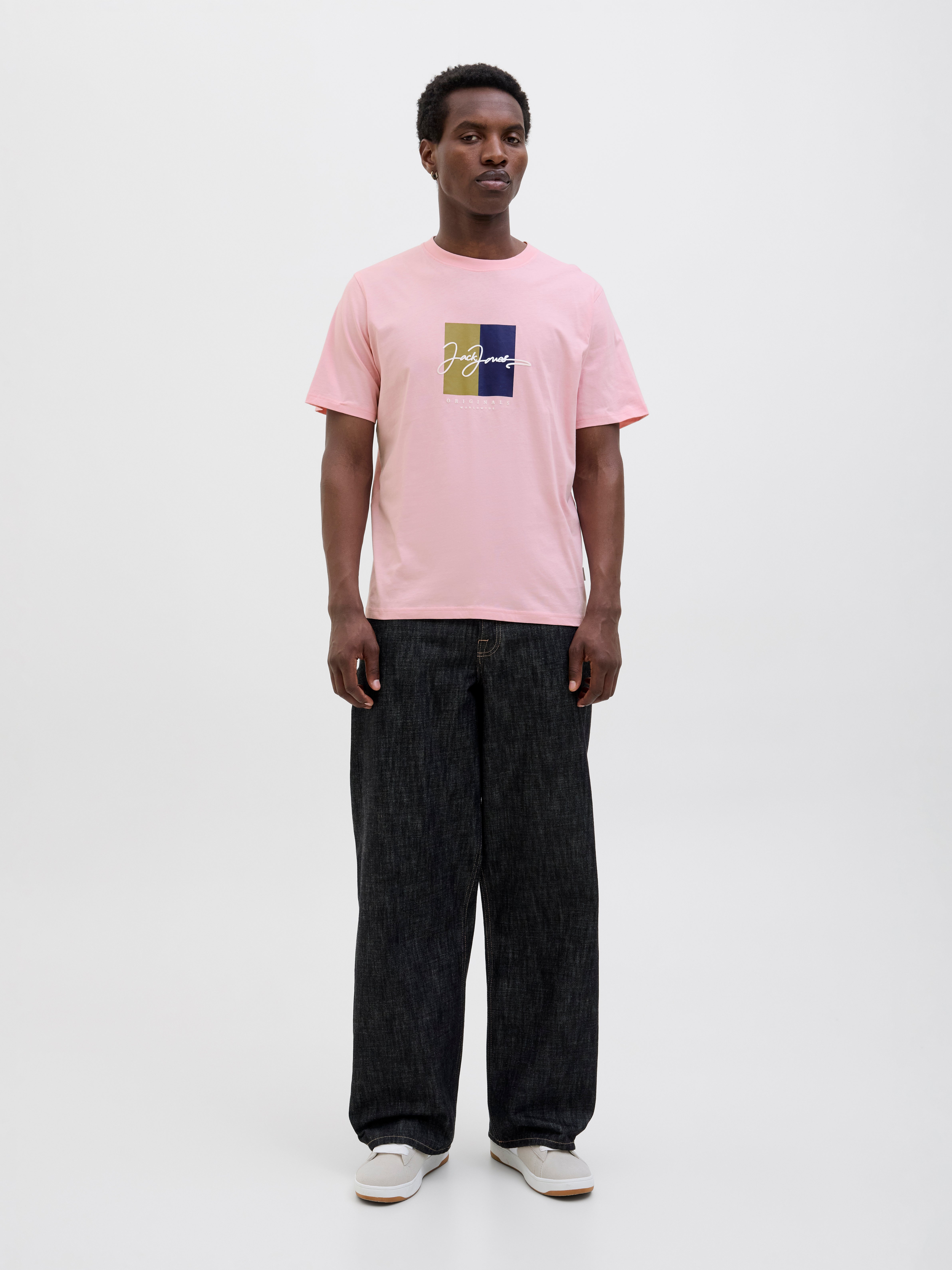 Thumbnail - Logo T-shirt