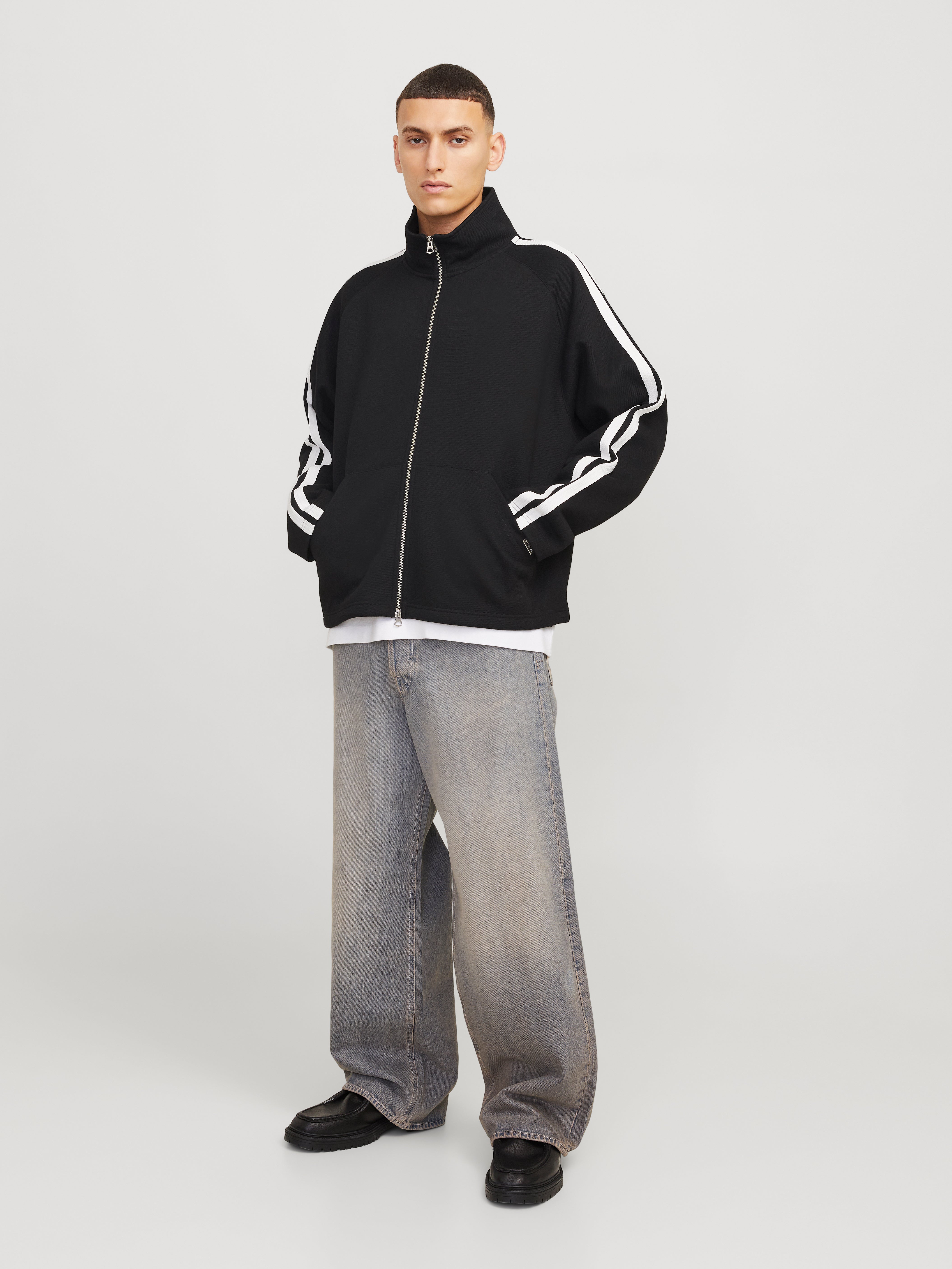 Thumbnail - Gestreift Sweatshirt Mit Reißverschluss