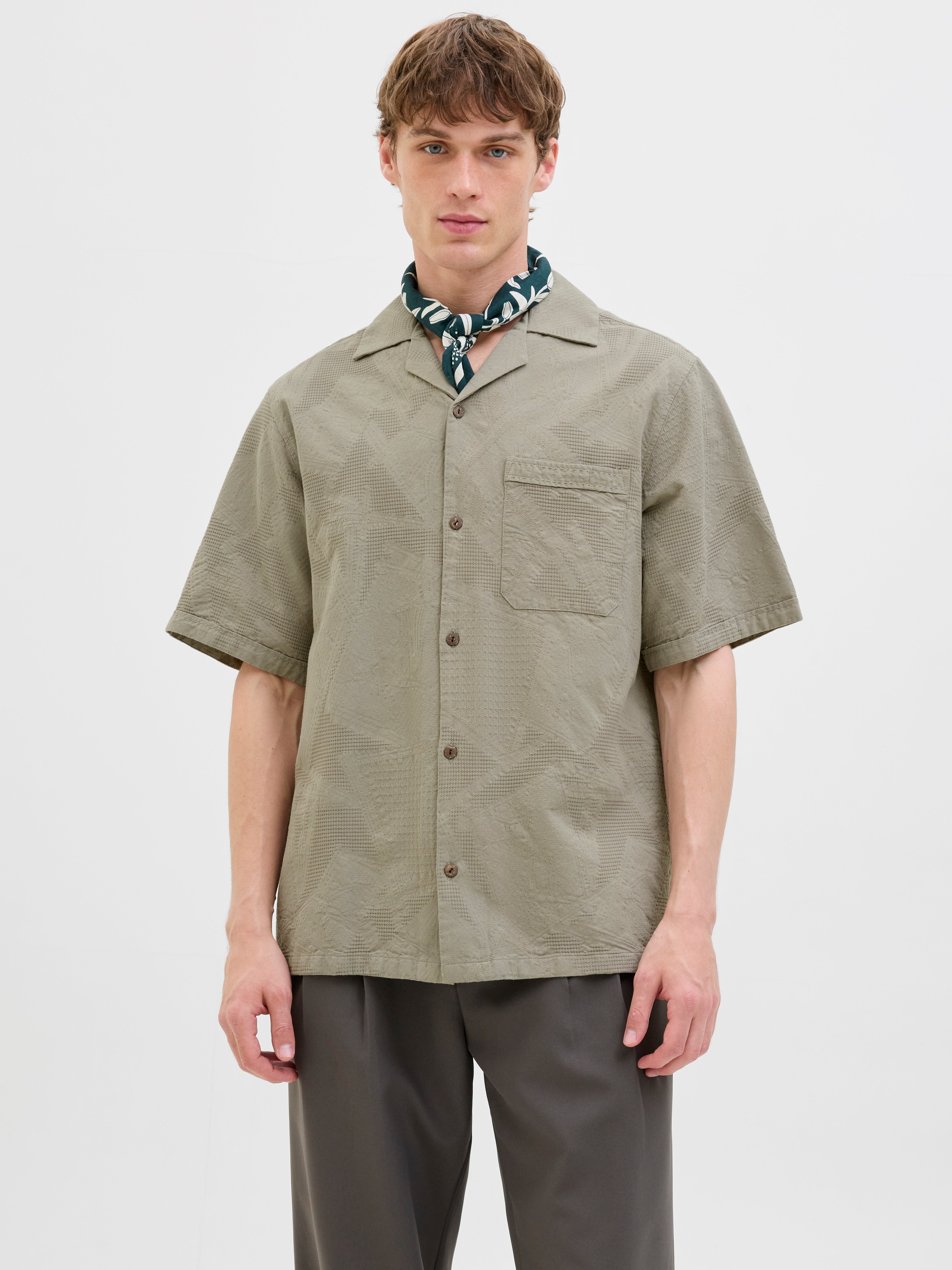 Relaxed Fit Hemd