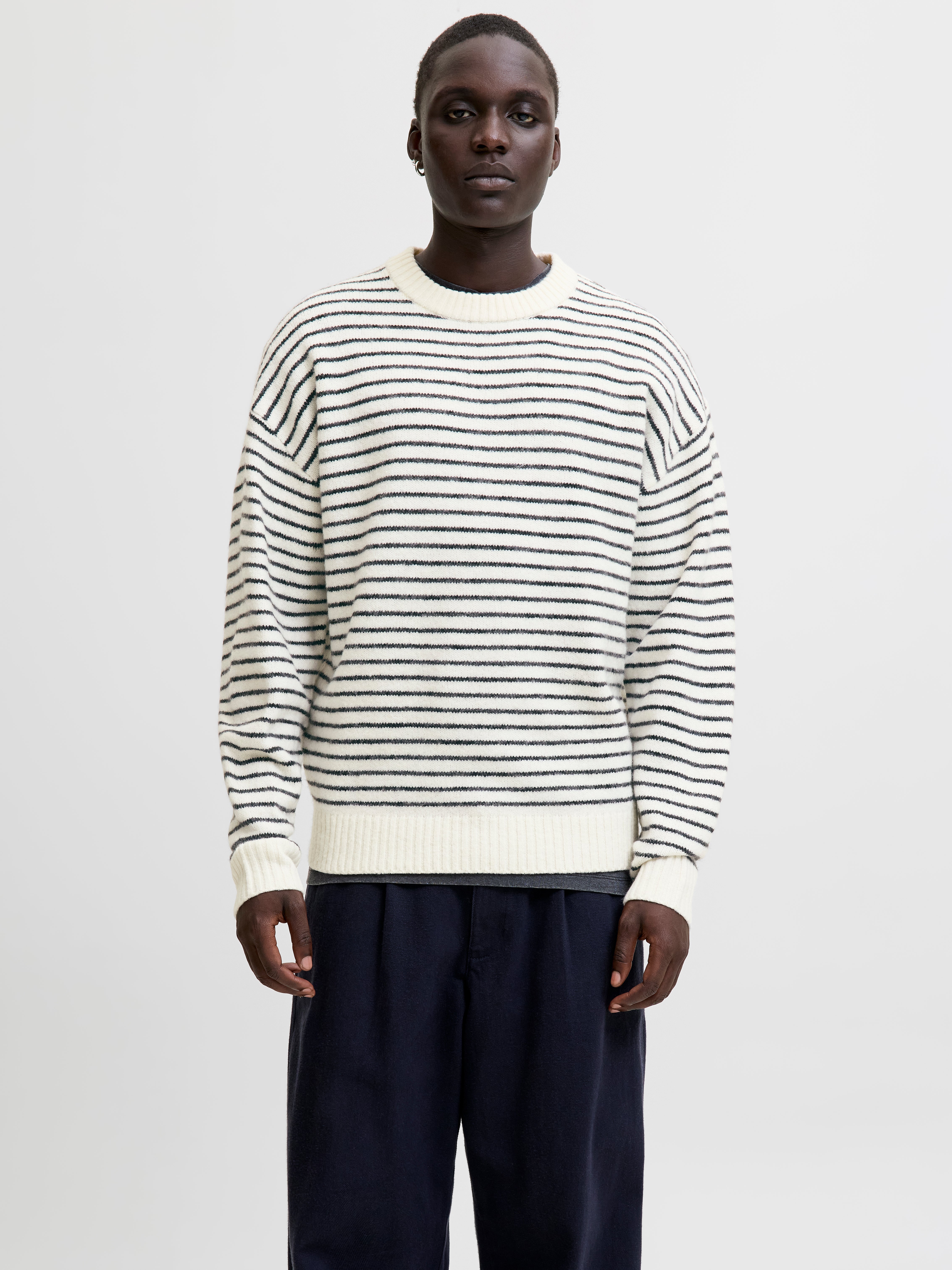 Thumbnail - Gestreift Strickpullover