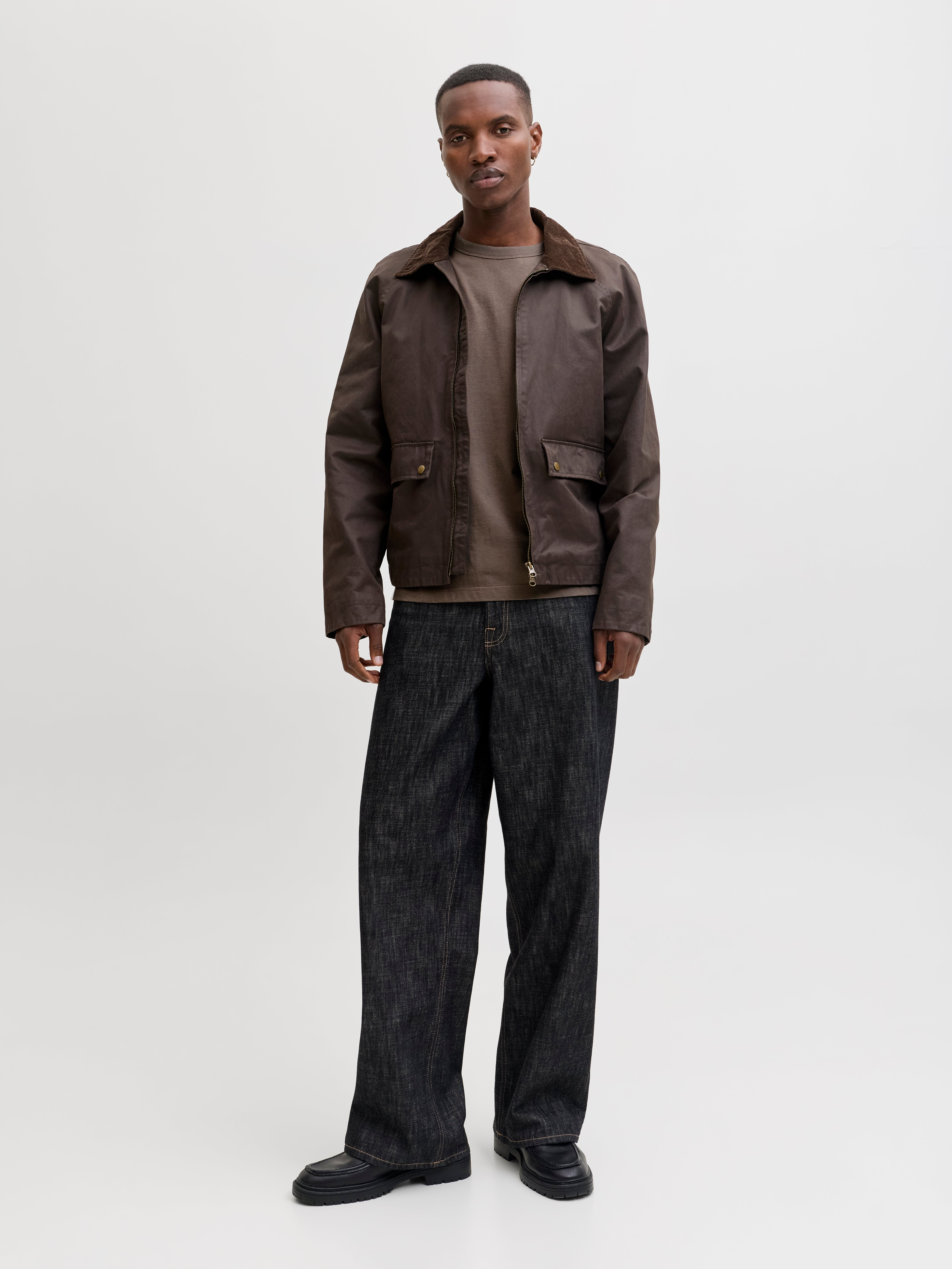 Thumbnail - Einfarbig T-shirt