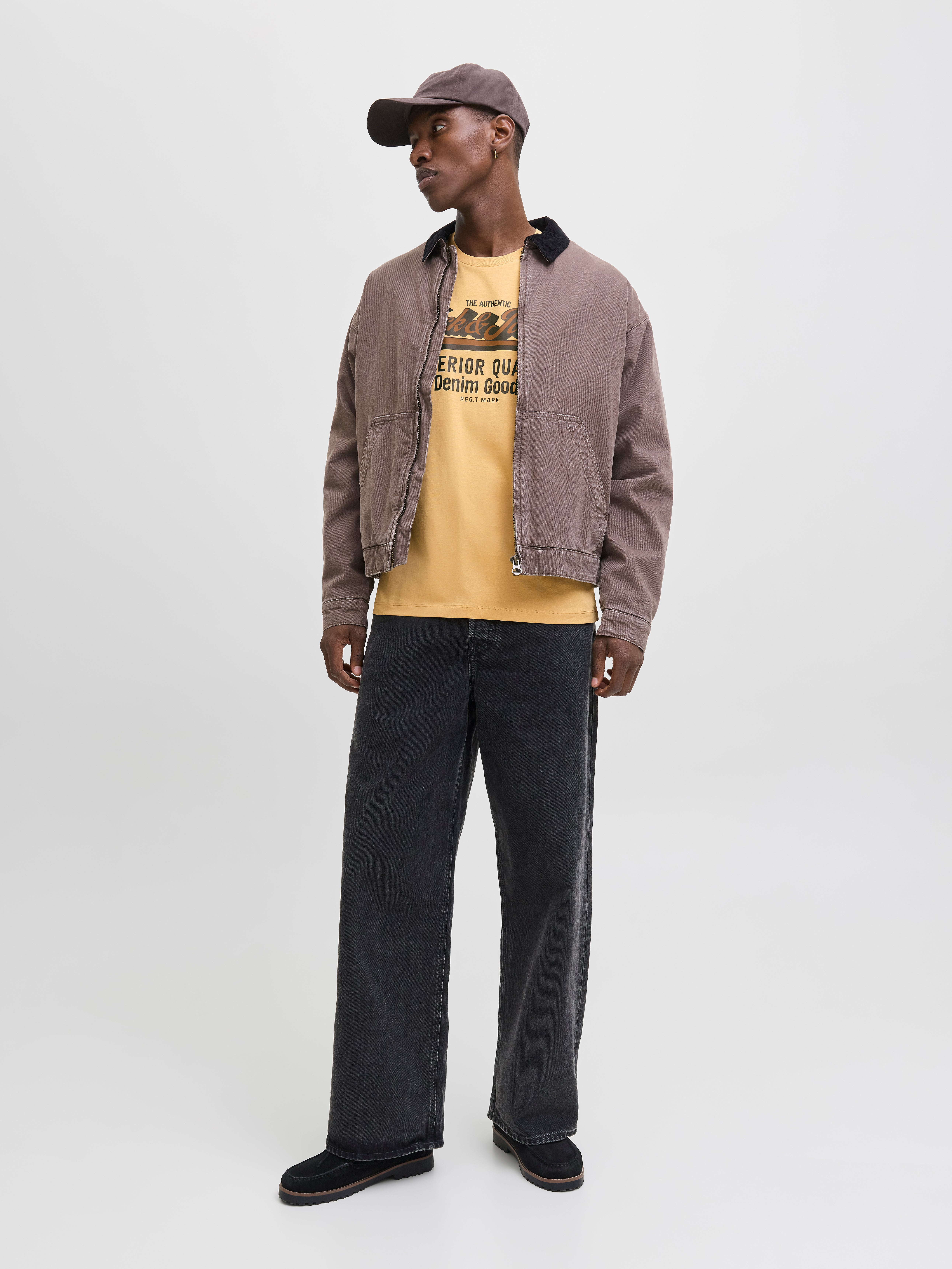 Thumbnail - Logo T-shirt