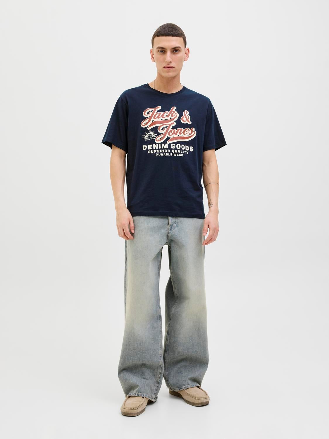 Thumbnail - Logo T-shirt