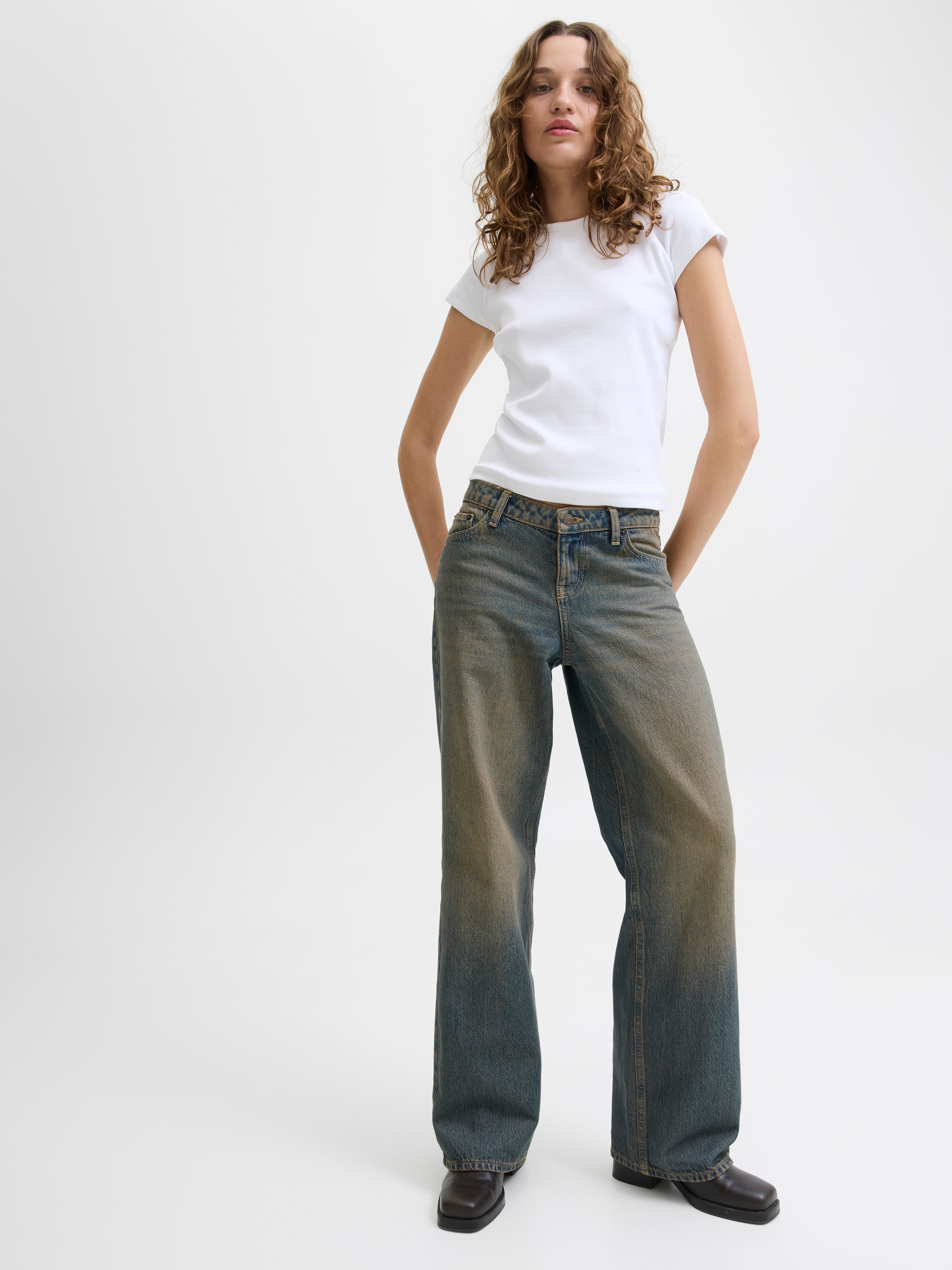 JXPALERMO LOOSE LW JEANS R230 DNM LN | Medium Blue | JJXX®