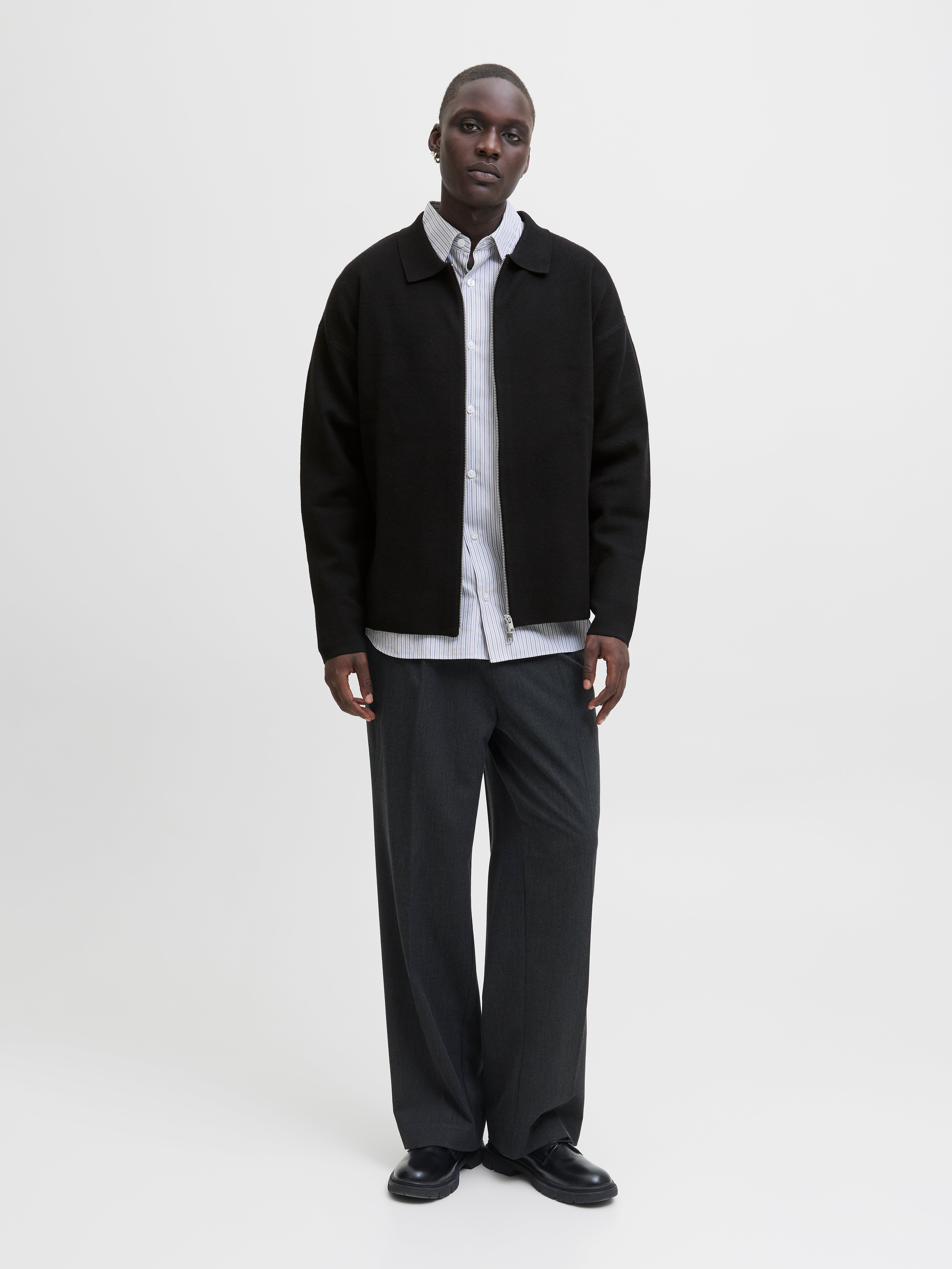 Thumbnail - Strickjacke