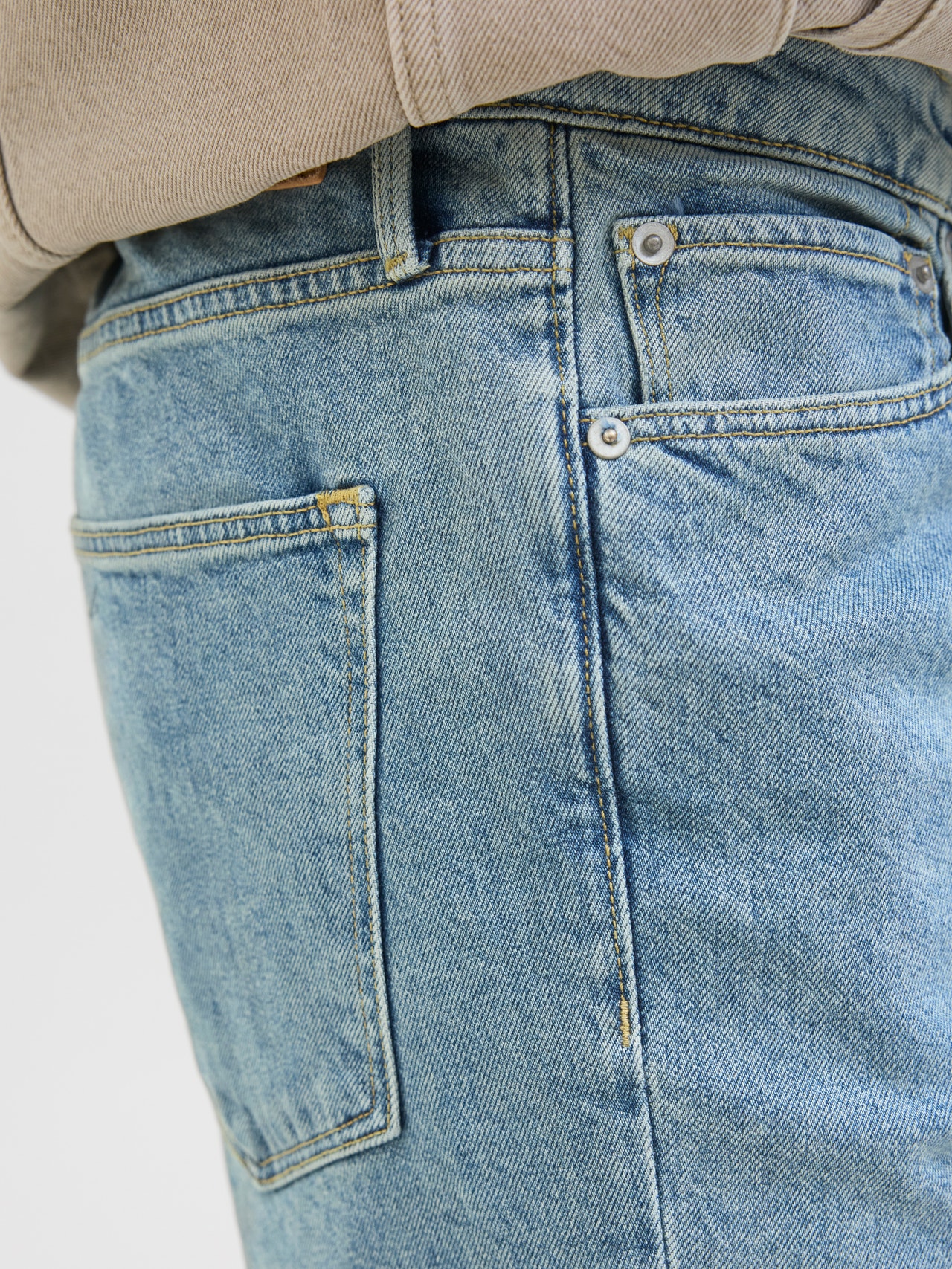 Regular Fit Mid rise Jeans | Medium Blue | Jack & Jones®