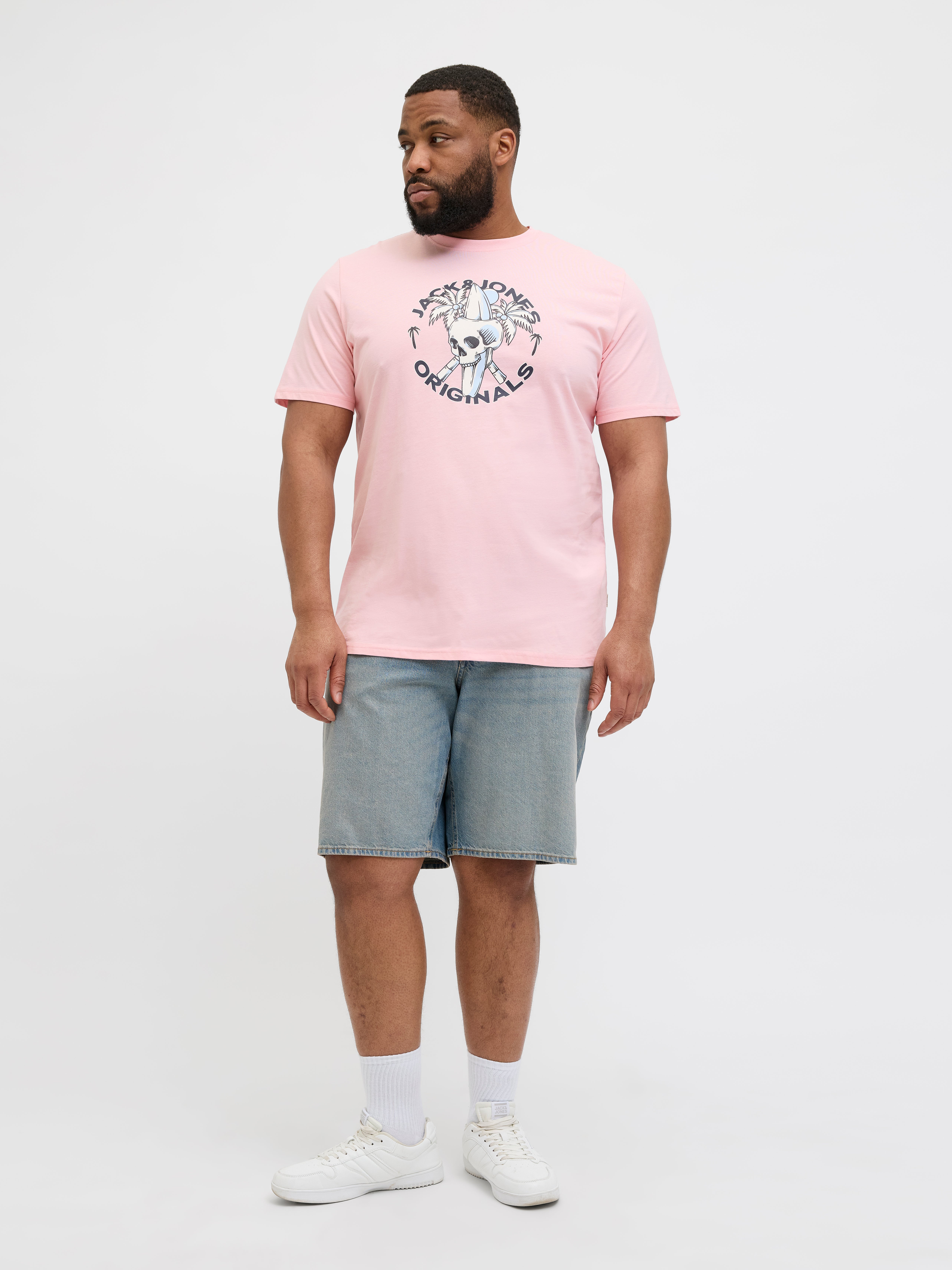 Thumbnail - Plus Size T-shirt